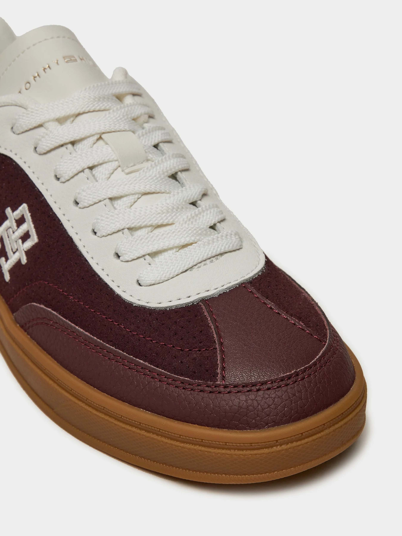 Кеди Tommy Hilfiger модель FW0FW08380-0KP Кеди Tommy Hilfiger модель FW0FW08380-0KP Фото