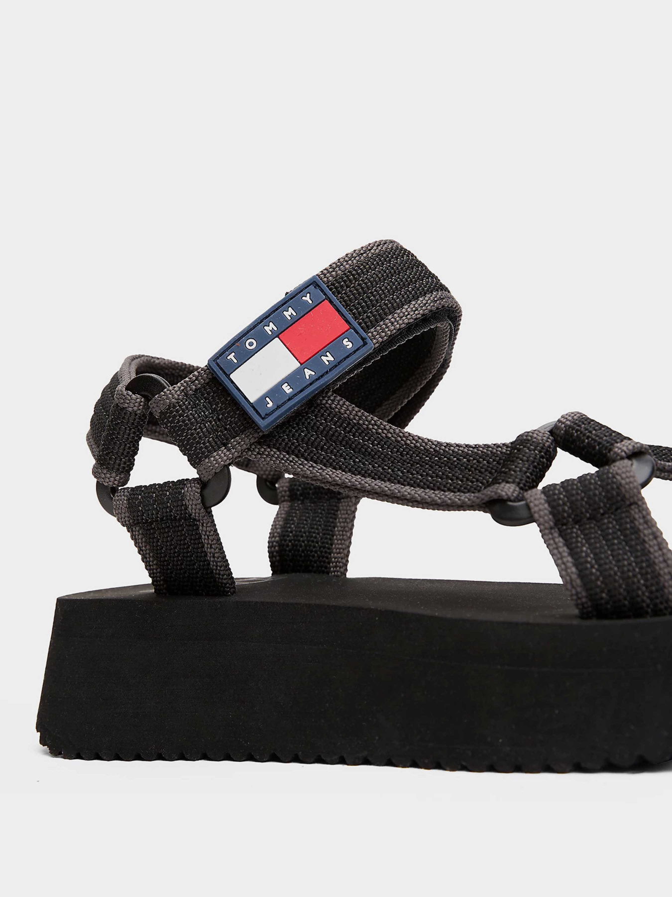 Сандалії Tommy Hilfiger модель EN0EN02747-BDS Сандалії Tommy Hilfiger модель EN0EN02747-BDS Фото