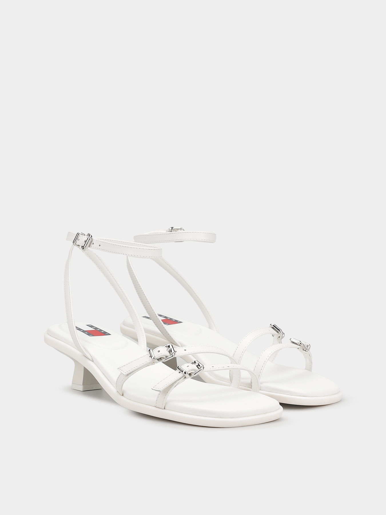 Босоножки Tommy Hilfiger модель EN0EN02779-YBL Босоножки Tommy Hilfiger модель EN0EN02779-YBL Фото