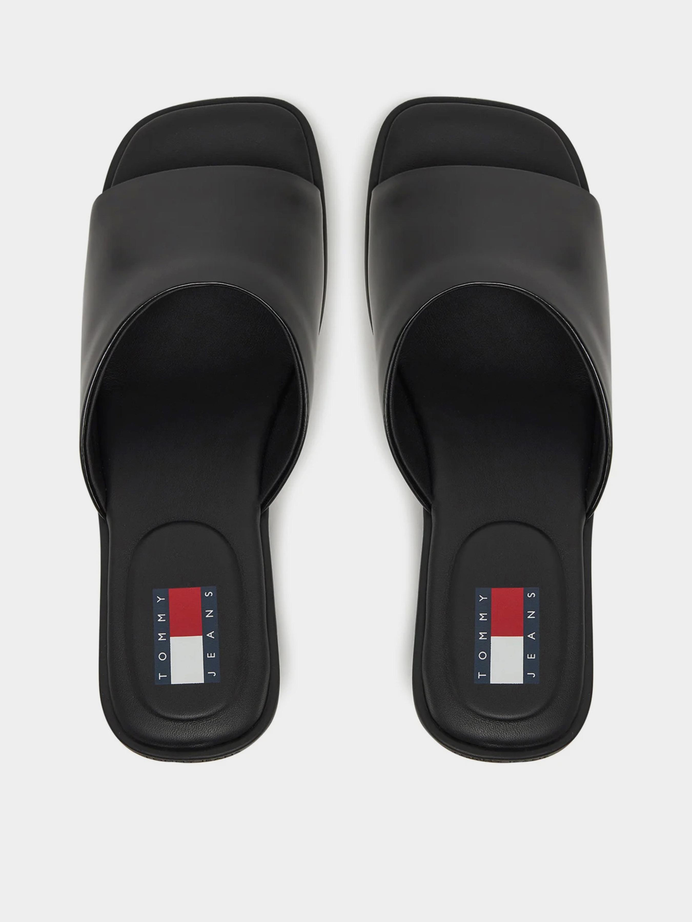 Шльопанці Tommy Hilfiger модель EN0EN02799-BDS Фото