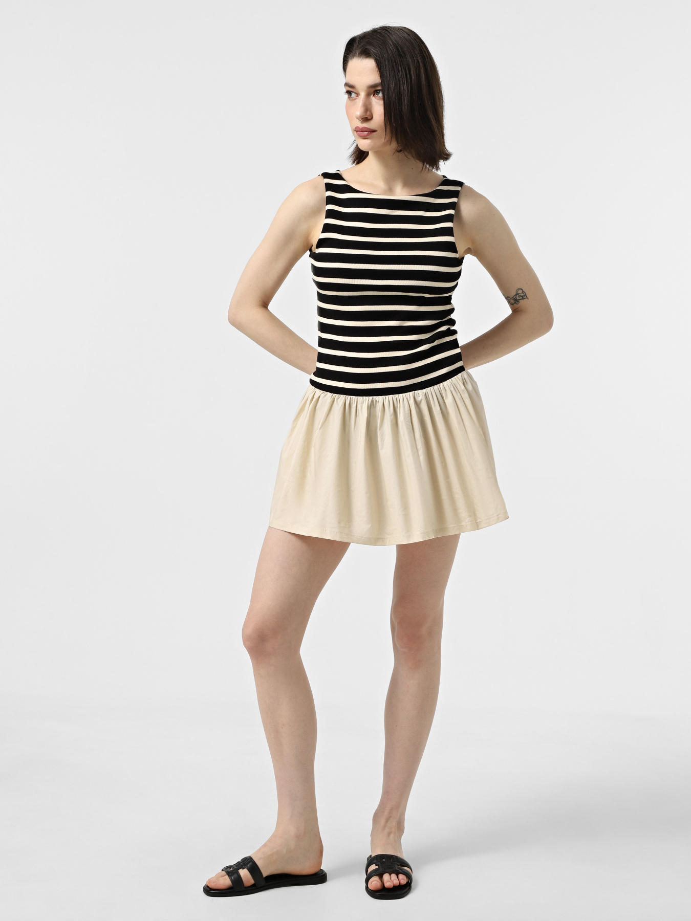 Шльопанці Tommy Hilfiger модель FW0FW08671-BDS Шльопанці Tommy Hilfiger модель FW0FW08671-BDS Фото