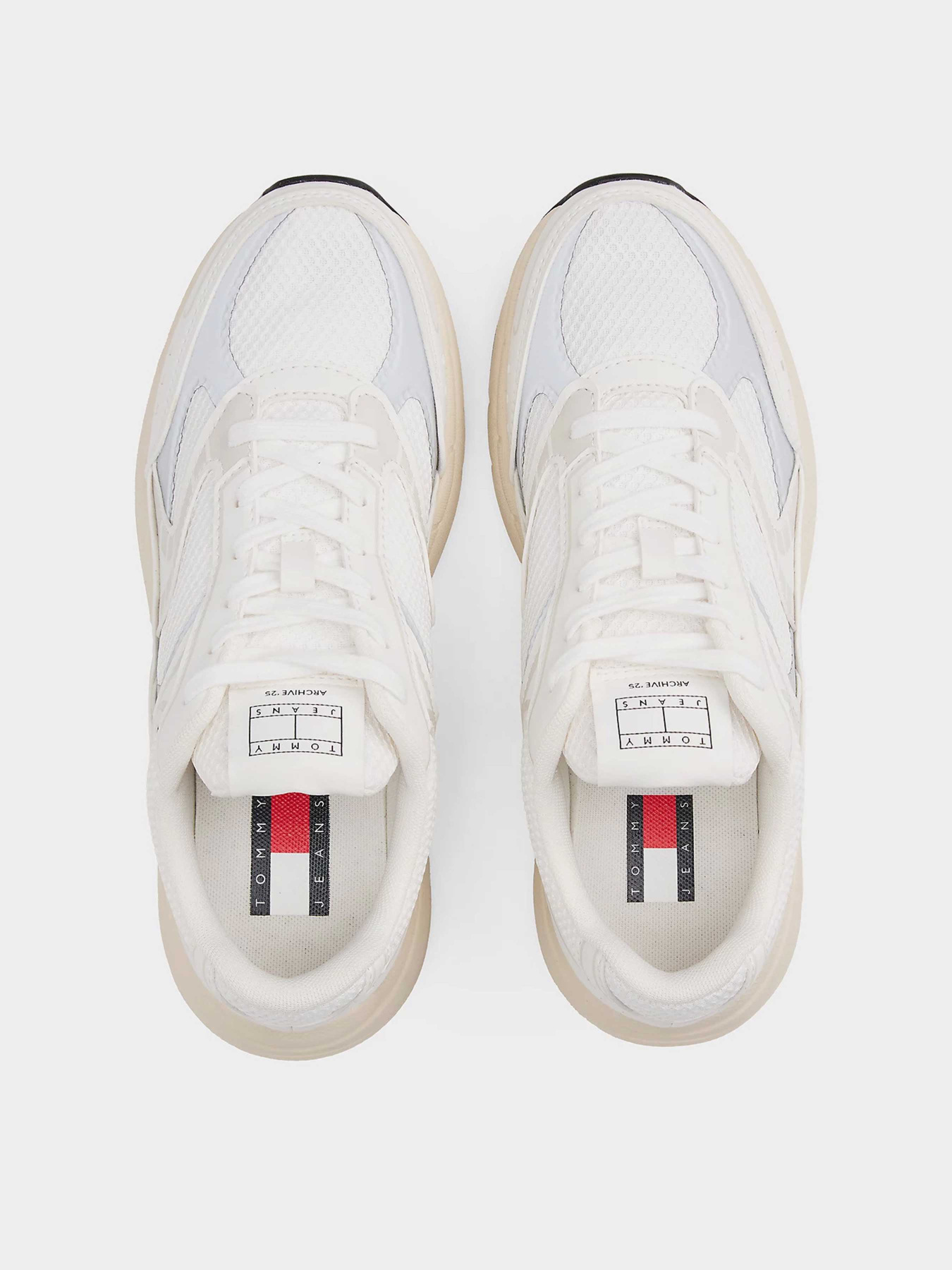 Кроссовки Tommy Hilfiger модель EN0EN02745-P06 Фото