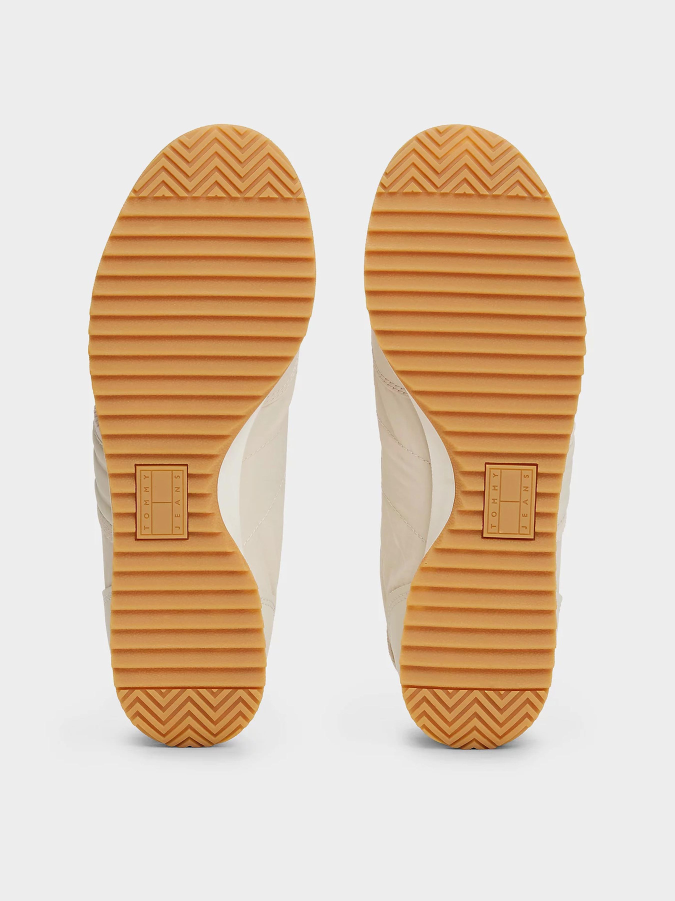 Кросівки Tommy Hilfiger модель EN0EN02817-ACG Кросівки Tommy Hilfiger модель EN0EN02817-ACG Фото