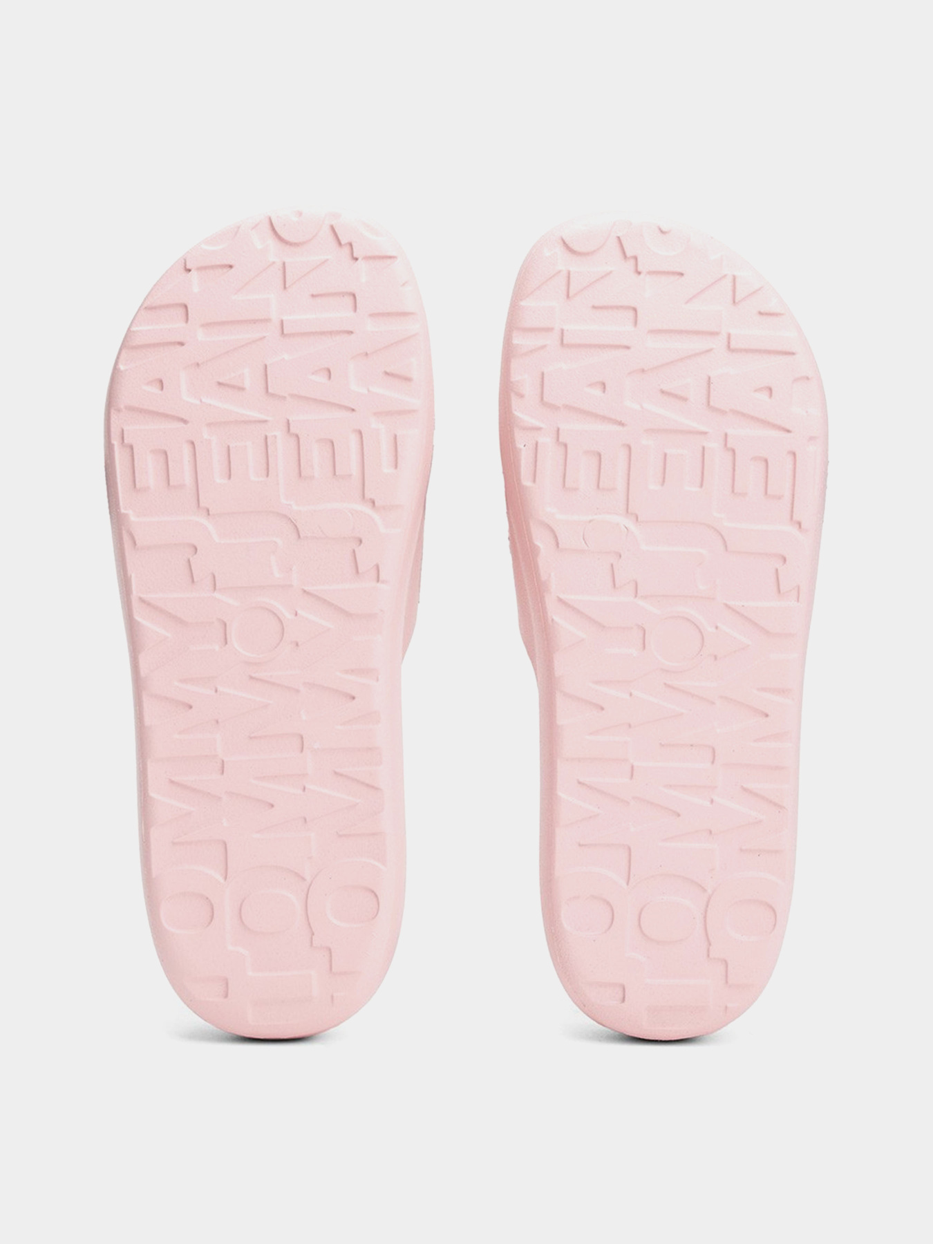 Шлёпанцы Tommy Hilfiger TJW CHUNKY POOL SLIDE ESS модель EN0EN02879-ACG Шлёпанцы Tommy Hilfiger TJW CHUNKY POOL SLIDE ESS модель EN0EN02879-ACG Фото