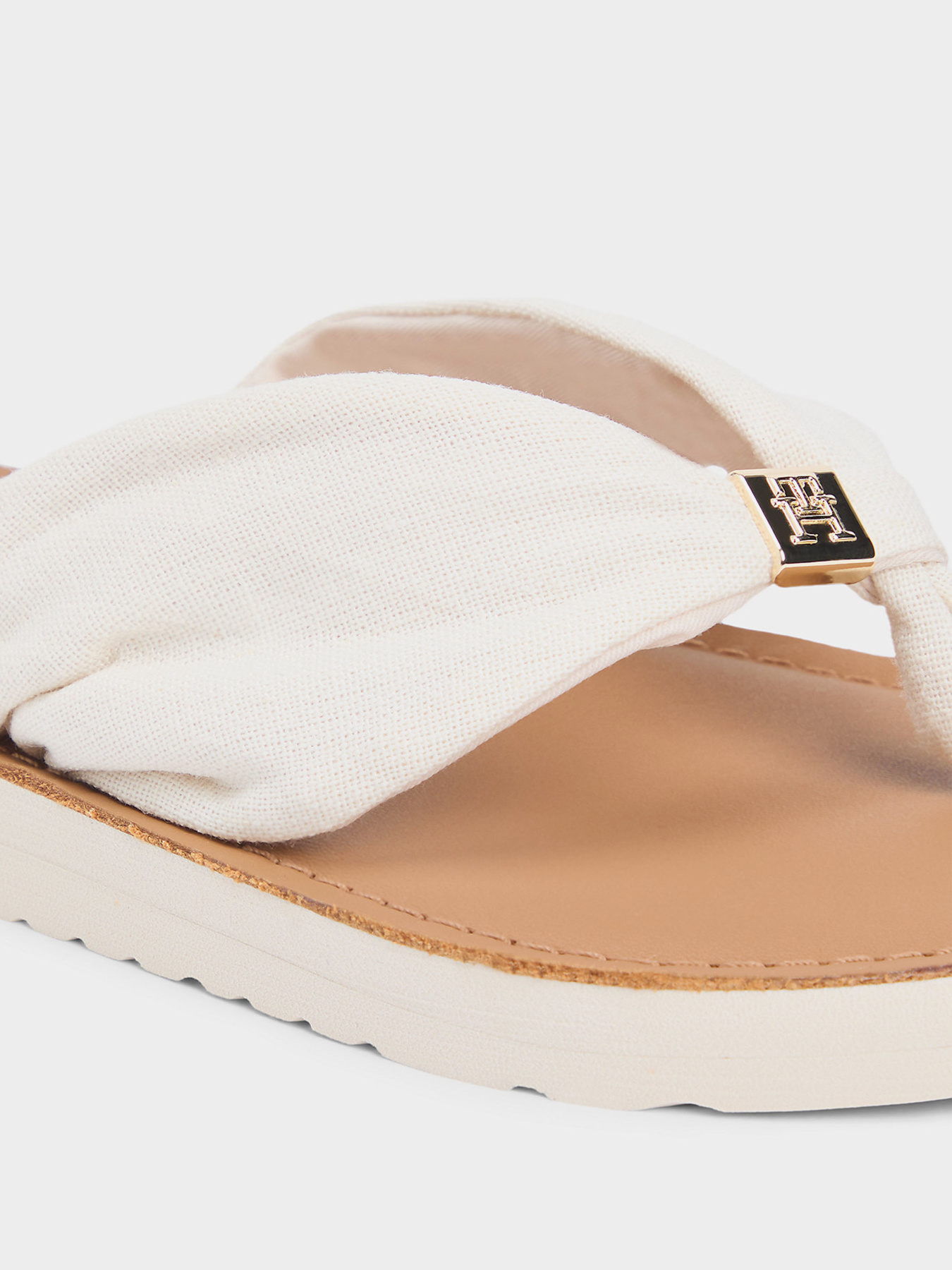 Шлёпанцы Tommy Hilfiger TH LTR FOOTBED SUMMER SANDAL модель FW0FW09194-AEO Фото