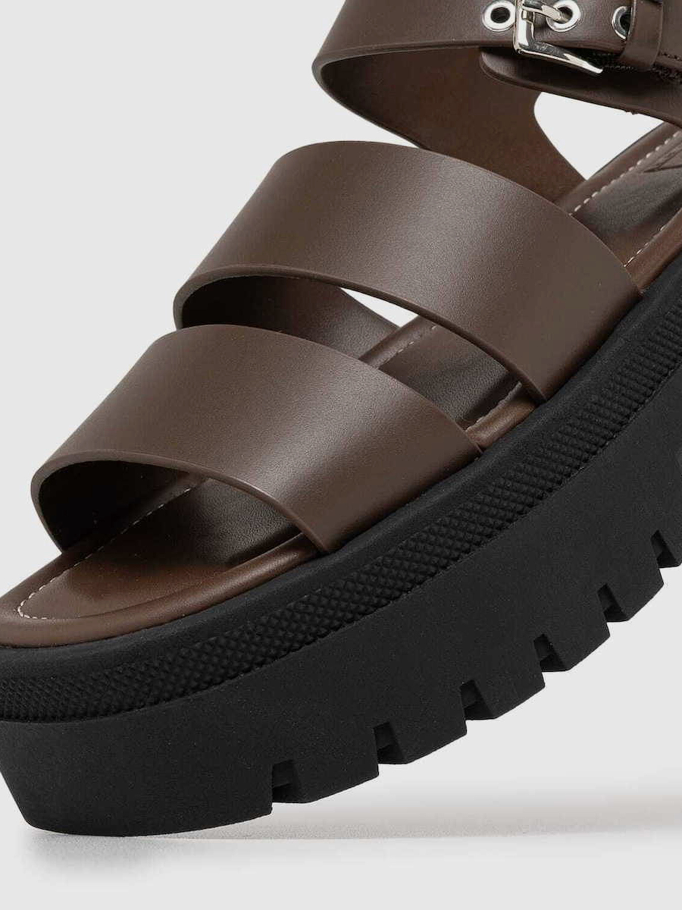 Сандалии Tommy Hilfiger TJW STRAPS LEATHER MAX SANDAL модель EN0EN02944-GV0 Сандалии Tommy Hilfiger TJW STRAPS LEATHER MAX SANDAL модель EN0EN02944-GV0 Фото