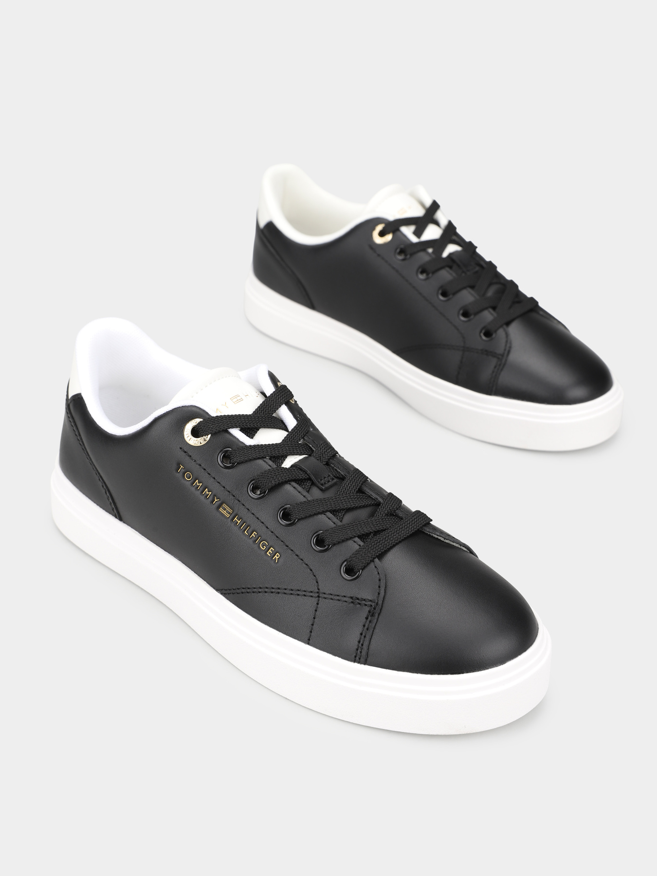 Кеды Tommy Hilfiger TH FEMININE CUPSOLE LEATHER модель FW0FW09105-0GJ Кеды Tommy Hilfiger TH FEMININE CUPSOLE LEATHER модель FW0FW09105-0GJ Фото