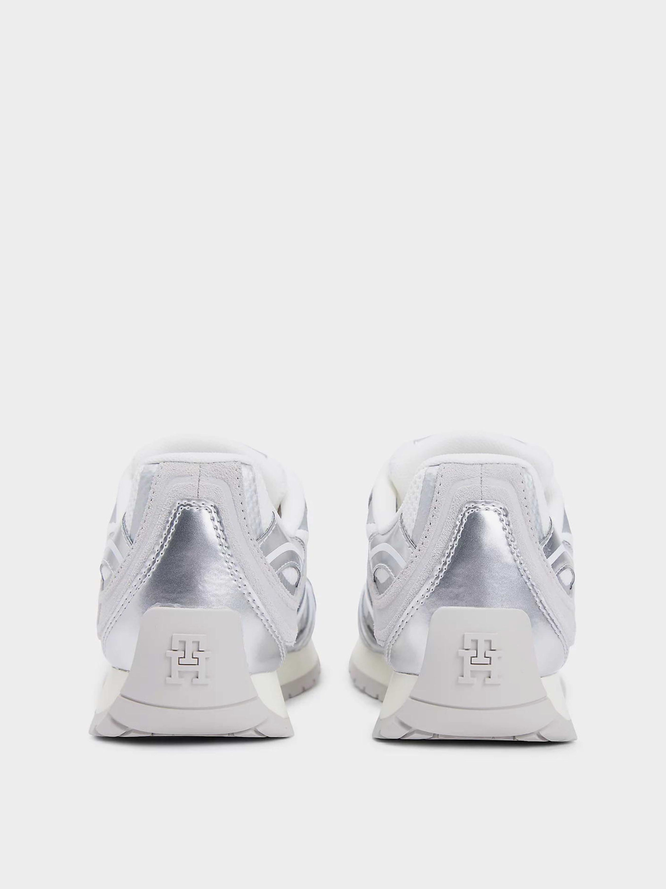 Кросівки Tommy Hilfiger TH CHIC METALLIC RETRO RUNNER модель FW0FW09191-0IM Кросівки Tommy Hilfiger TH CHIC METALLIC RETRO RUNNER модель FW0FW09191-0IM Фото