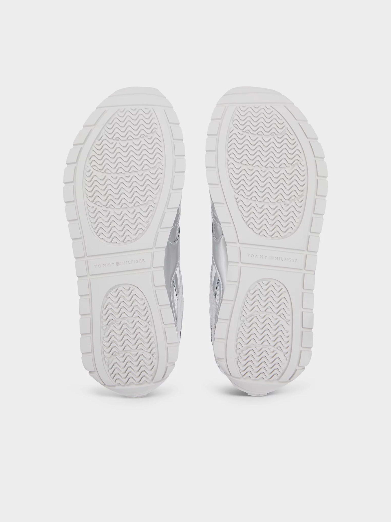 Кросівки Tommy Hilfiger TH CHIC METALLIC RETRO RUNNER модель FW0FW09191-0IM Кросівки Tommy Hilfiger TH CHIC METALLIC RETRO RUNNER модель FW0FW09191-0IM Фото
