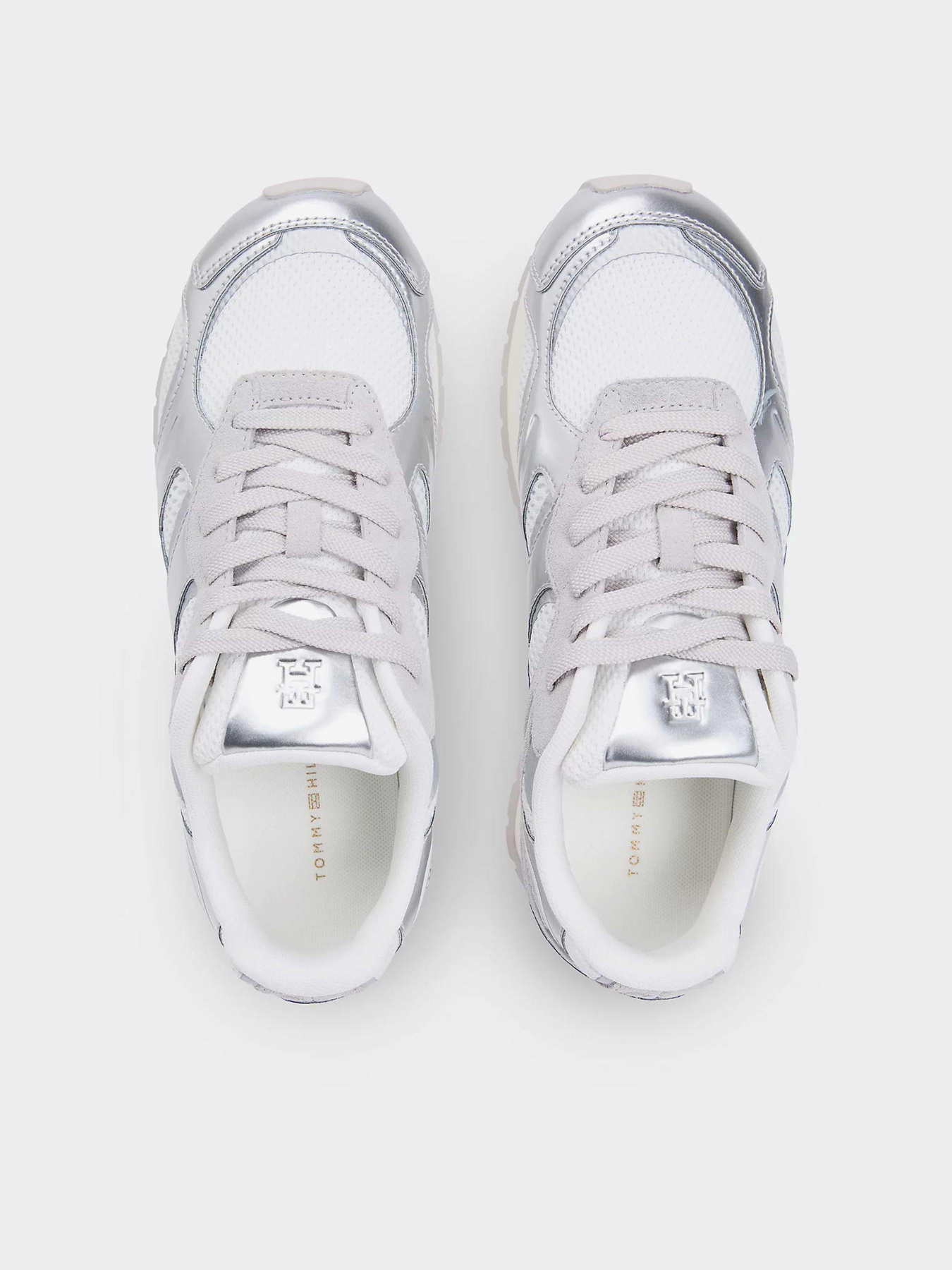 Кросівки Tommy Hilfiger TH CHIC METALLIC RETRO RUNNER модель FW0FW09191-0IM Кросівки Tommy Hilfiger TH CHIC METALLIC RETRO RUNNER модель FW0FW09191-0IM Фото