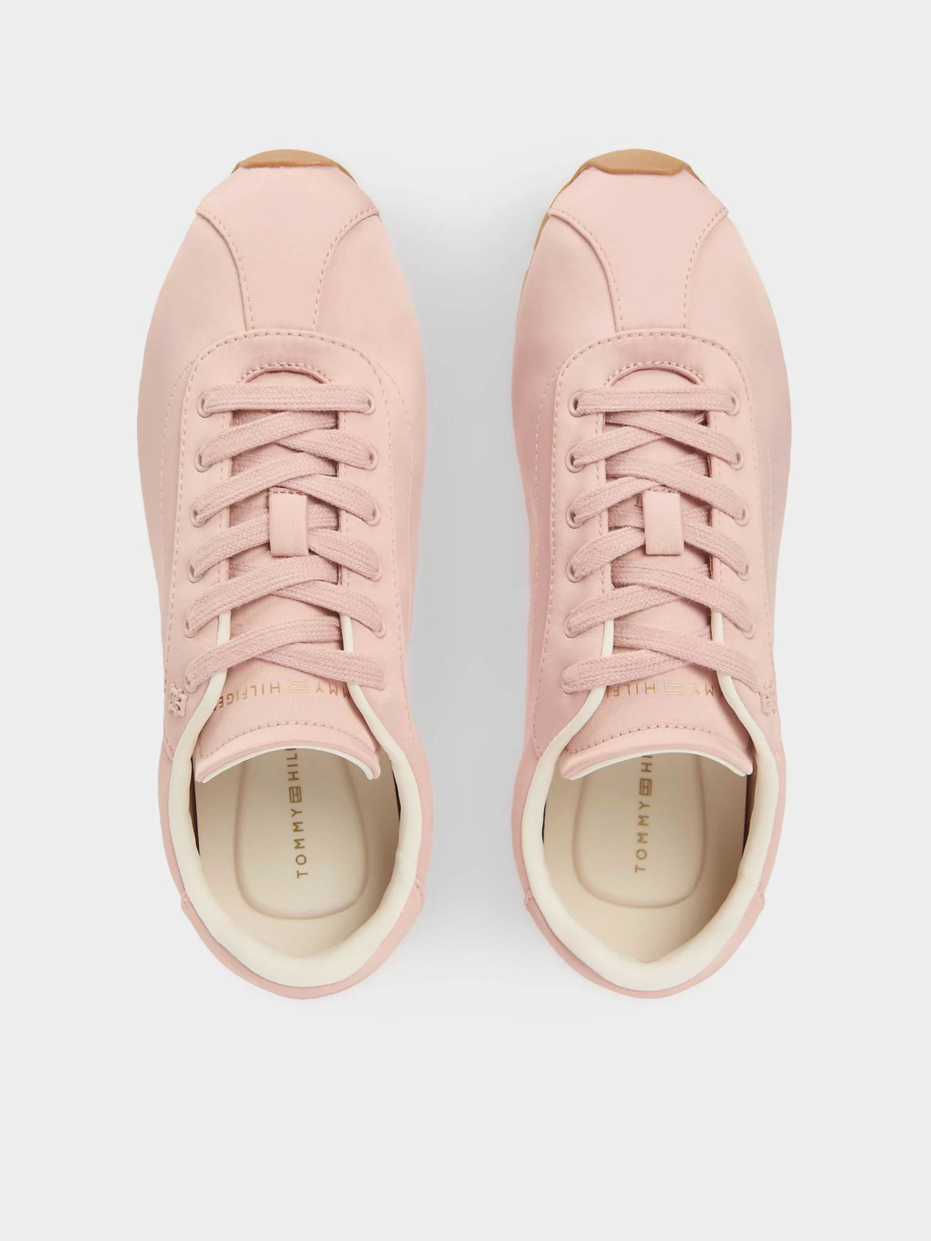 Кроссовки Tommy Hilfiger TH BELLA LOW RUNNER SATIN модель FW0FW09288-TQN Кроссовки Tommy Hilfiger TH BELLA LOW RUNNER SATIN модель FW0FW09288-TQN Фото
