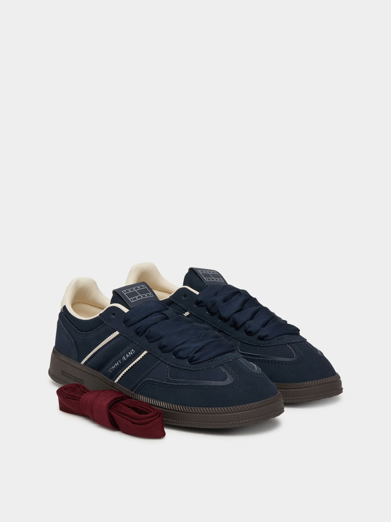 Кеды Tommy Hilfiger THE GREENWICH EDGE SUEDE модель EN0EN02924-C1G Фото