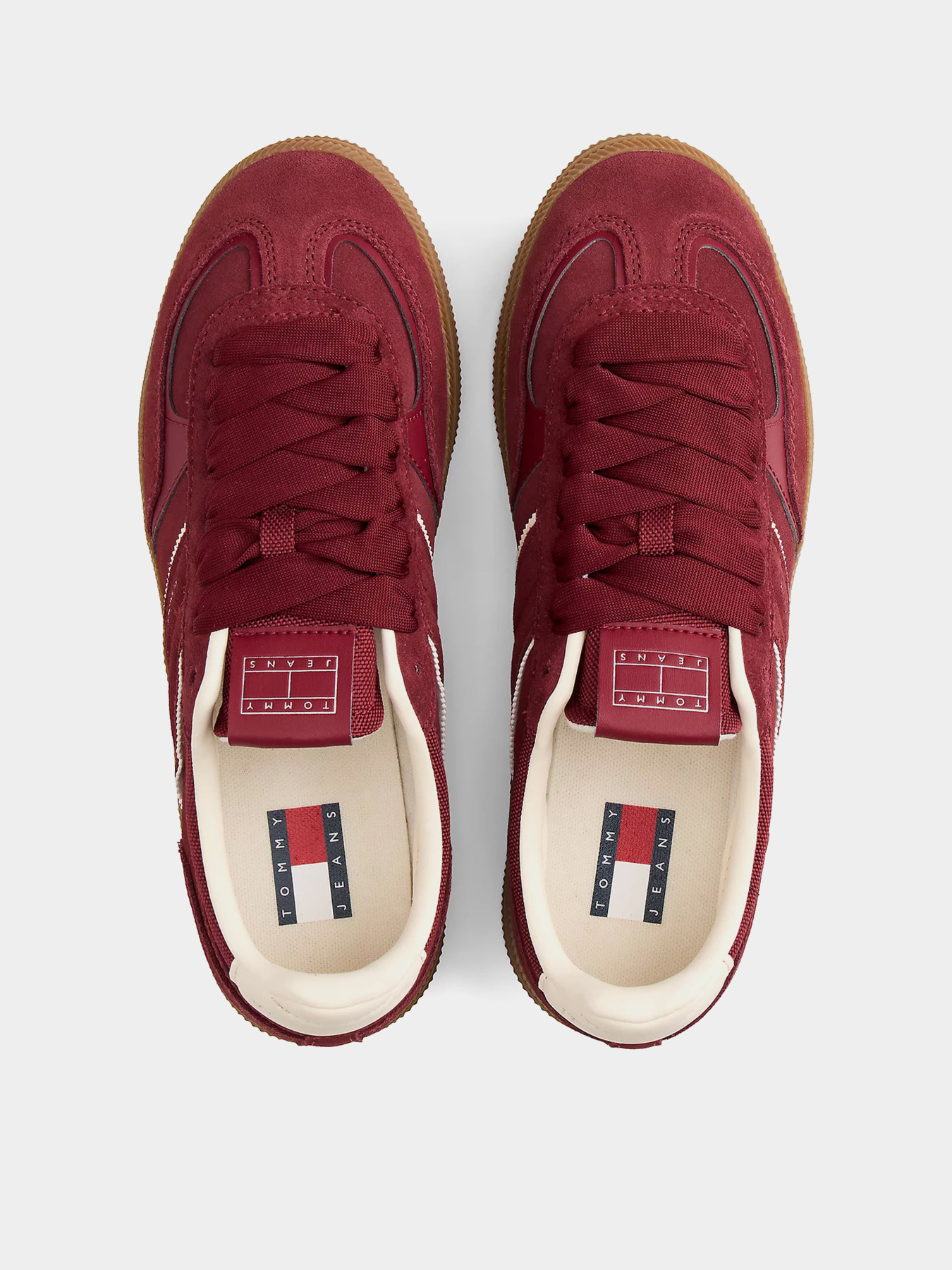 Кеды Tommy Hilfiger THE GREENWICH EDGE SUEDE модель EN0EN02924-XKK Фото