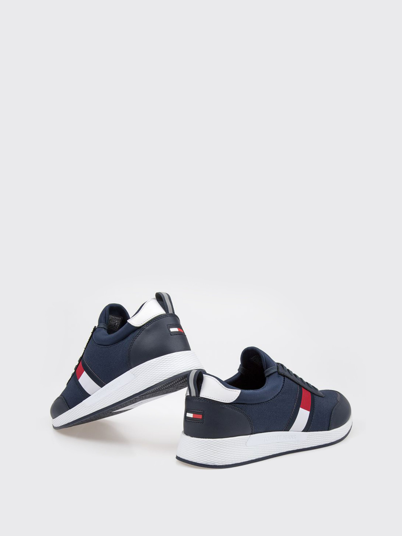 Кросівки Tommy Hilfiger модель EM0EM00632-C87 Фото