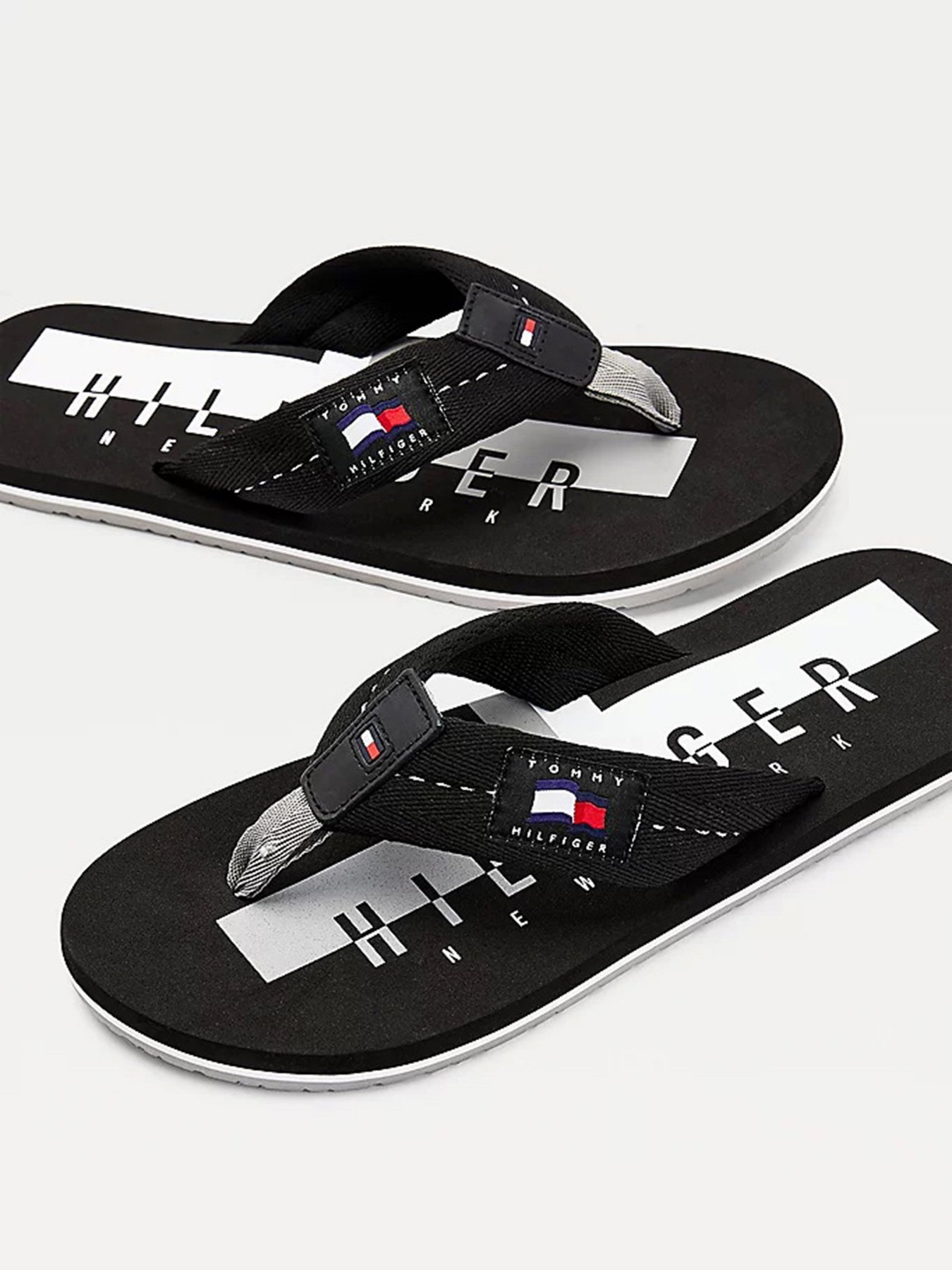Шльопанці Tommy Hilfiger модель FM0FM03379-BDS Фото