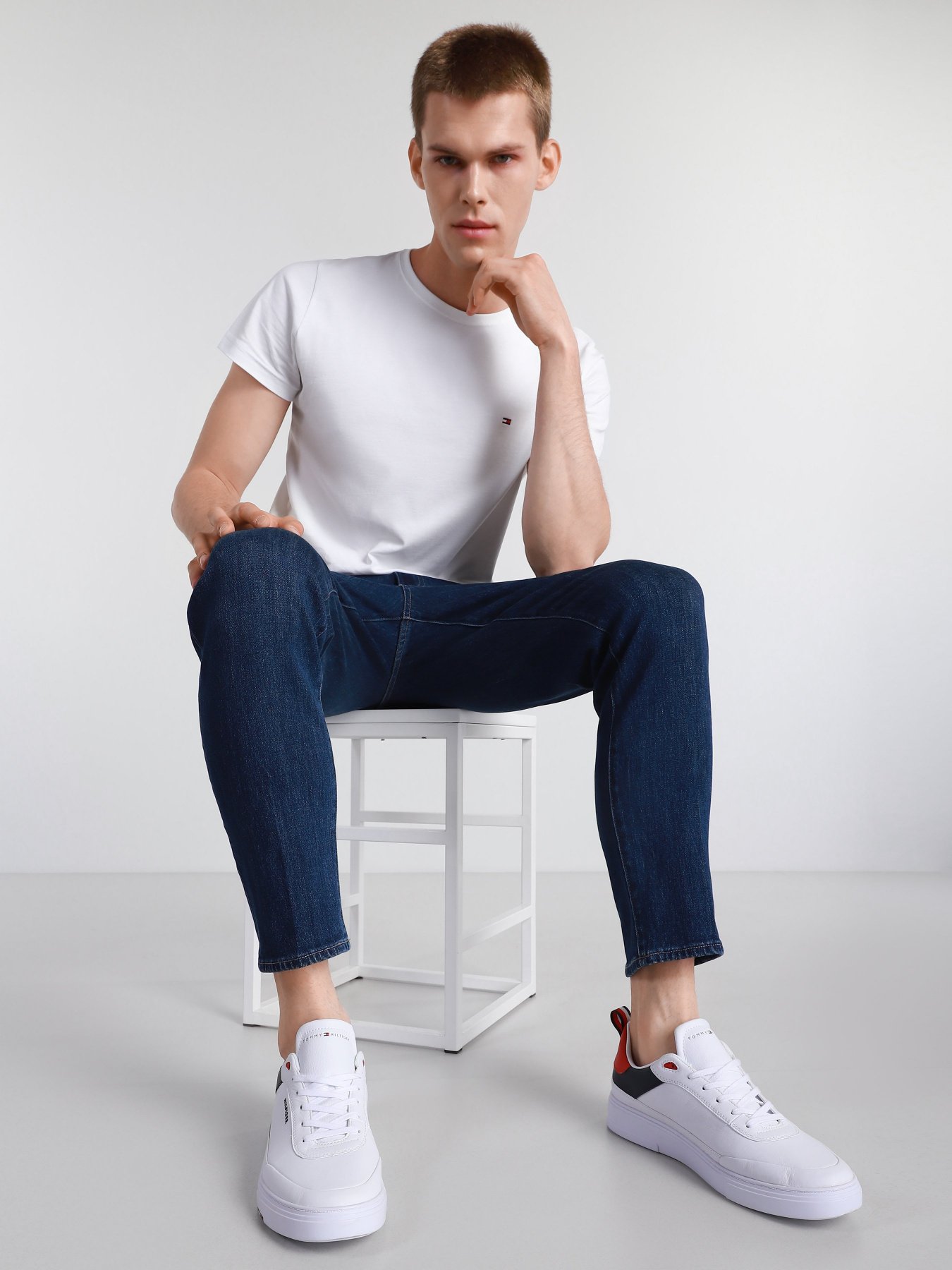 Кеды Tommy Hilfiger MODERN модель FM0FM03427-0GY Фото