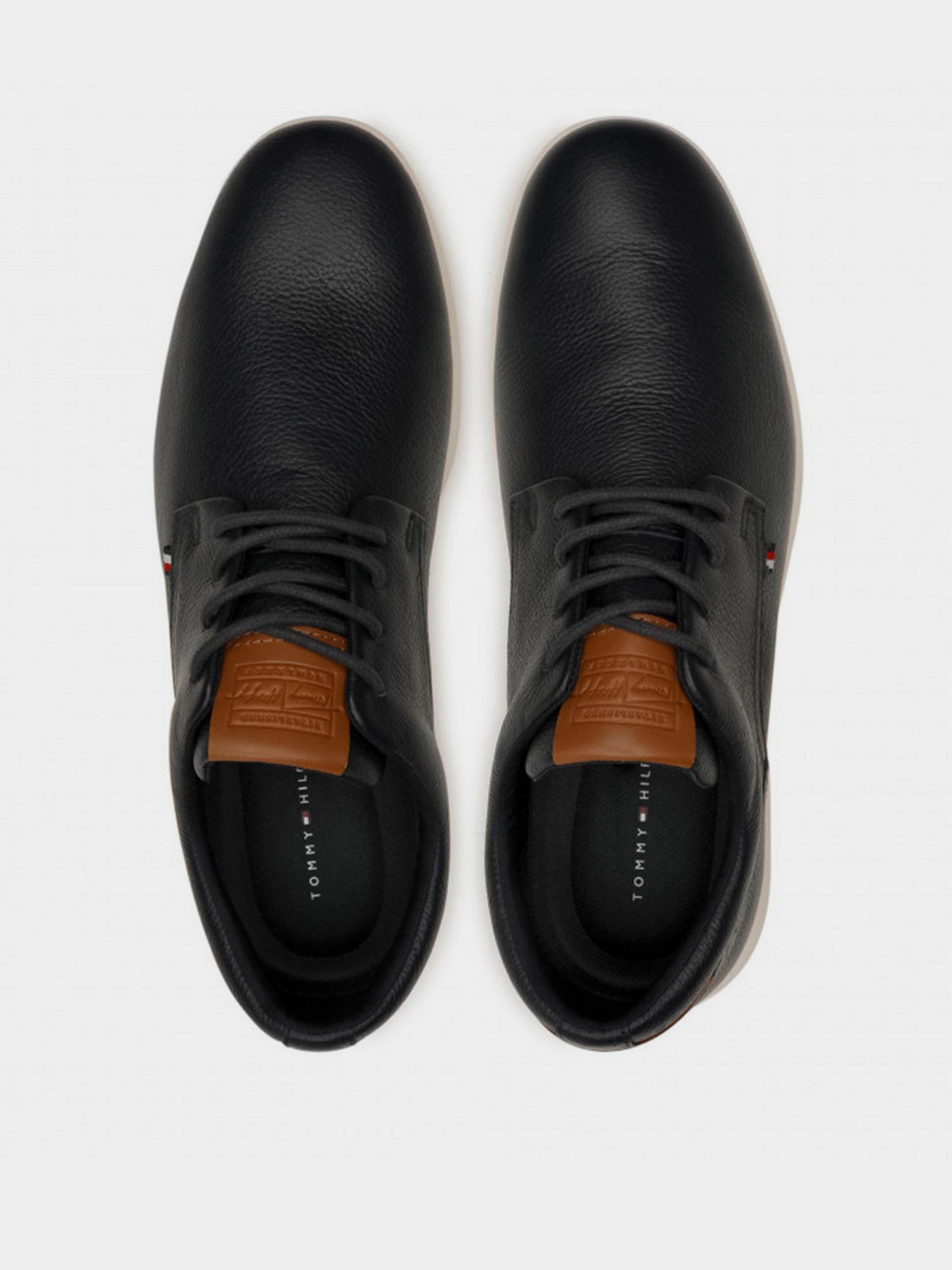 Полуботинки Tommy Hilfiger Lightweight Leather Hybrid модель FM0FM03600-DW5 Полуботинки Tommy Hilfiger Lightweight Leather Hybrid модель FM0FM03600-DW5 Фото
