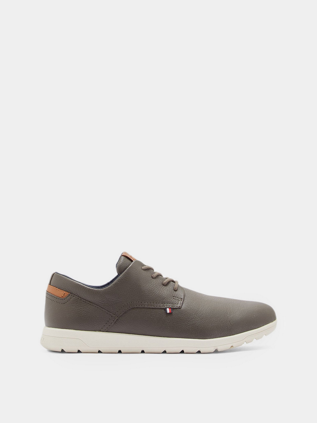 Полуботинки Tommy Hilfiger Lightweight Leather Hybrid модель FM0FM03600-GWM Полуботинки Tommy Hilfiger Lightweight Leather Hybrid модель FM0FM03600-GWM Фото