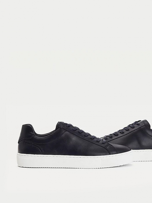 Кеды Tommy Hilfiger Debossed Logo Cupsole Leather модель FM0FM03634-DW5 Фото