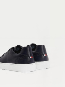 Кеды Tommy Hilfiger Debossed Logo Cupsole Leather модель FM0FM03634-DW5 Фото
