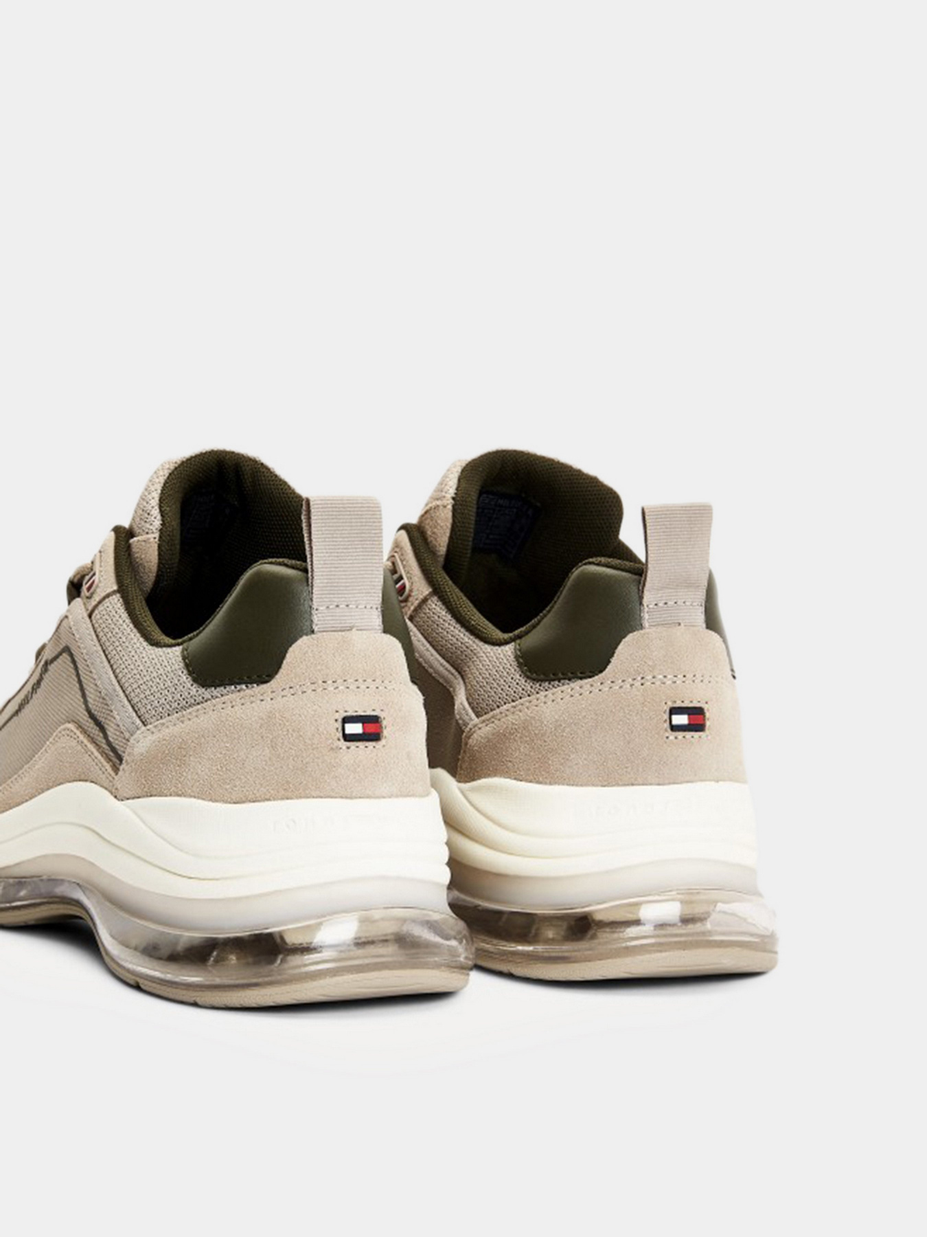 Кросівки Tommy Hilfiger Air Runner Mix модель FM0FM03633-AEP Кросівки Tommy Hilfiger Air Runner Mix модель FM0FM03633-AEP Фото