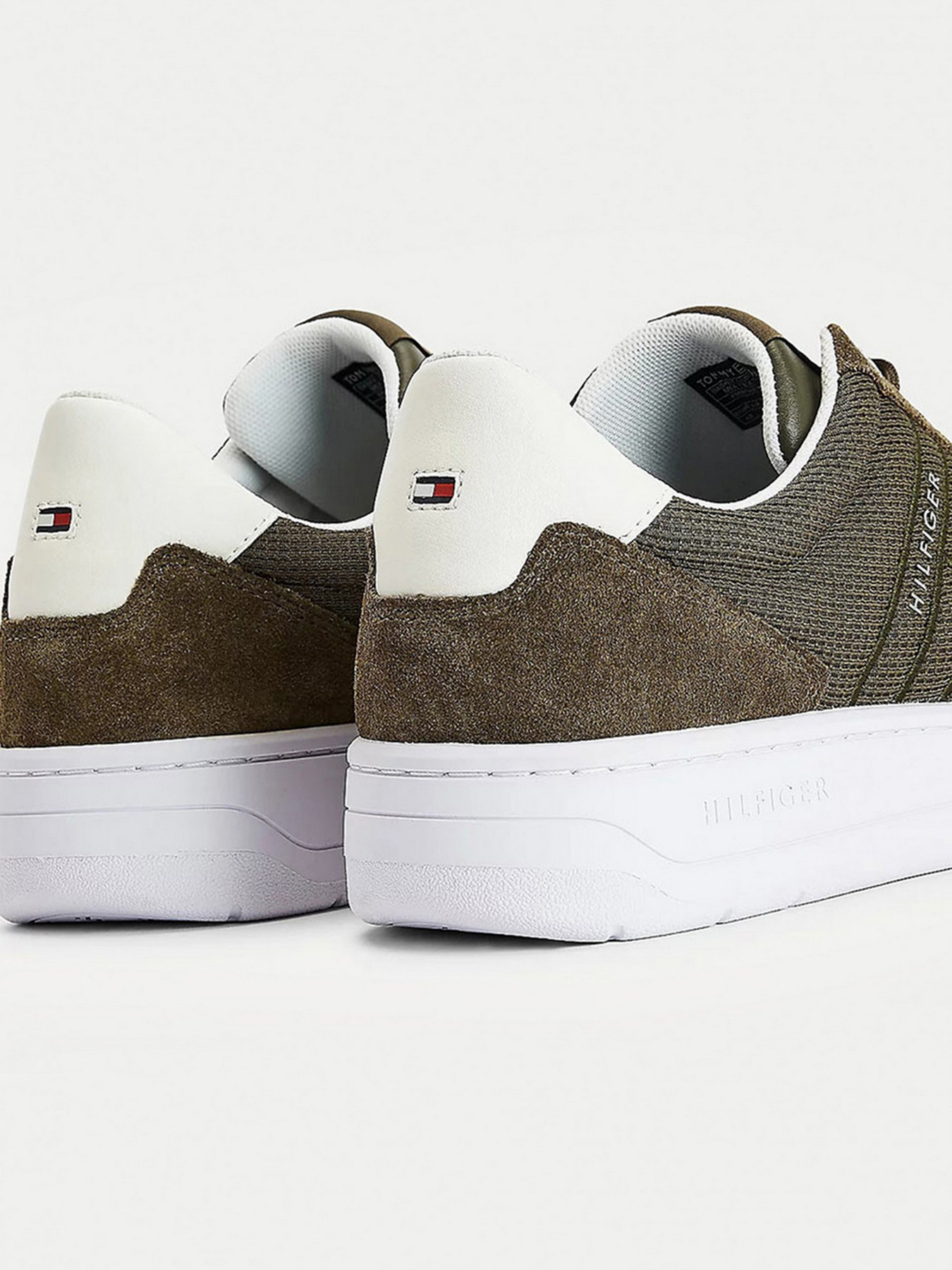 Кросівки Tommy Hilfiger Mixed Texture Cupsole модель FM0FM03607-RBN Кросівки Tommy Hilfiger Mixed Texture Cupsole модель FM0FM03607-RBN Фото