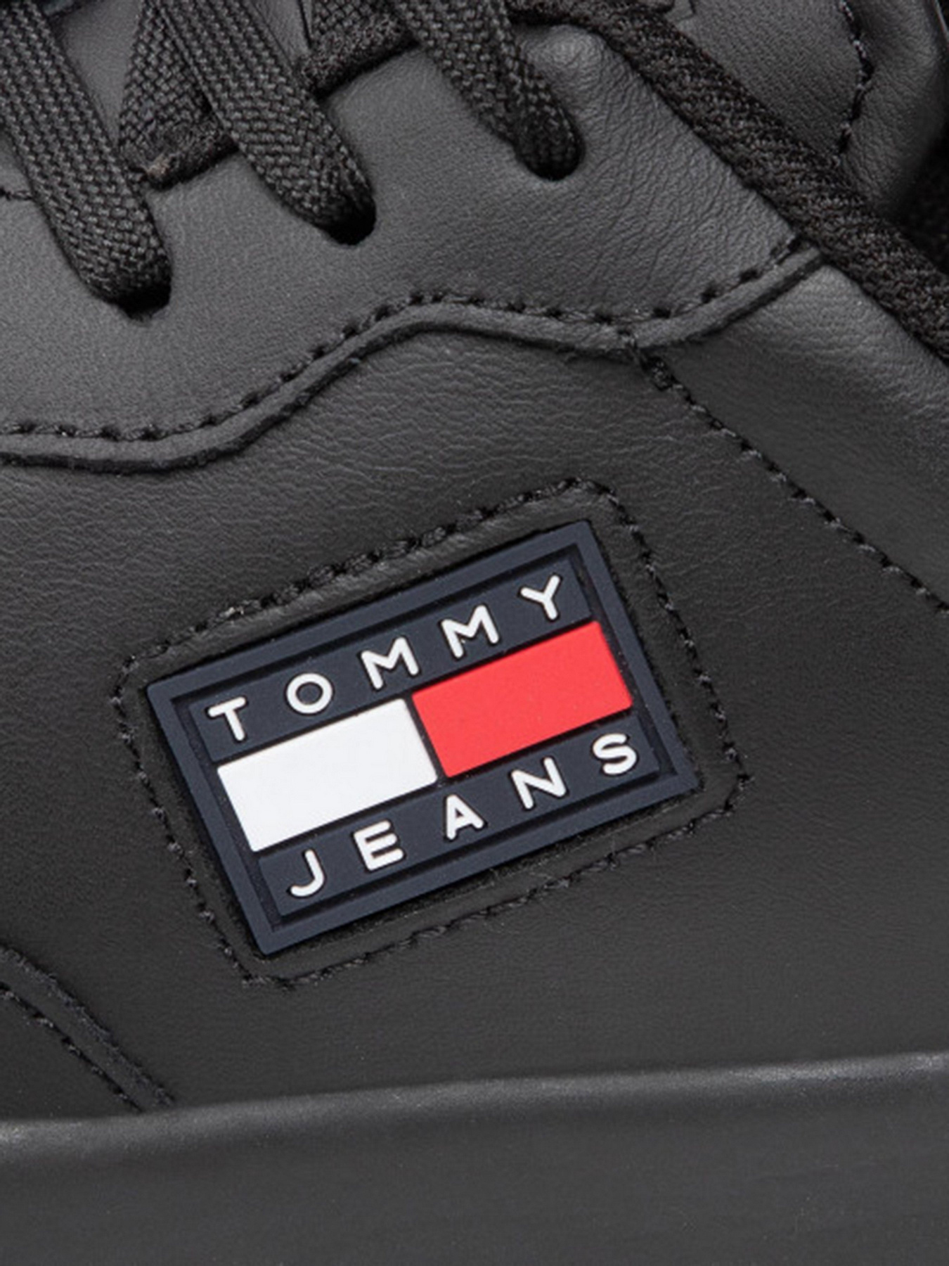 Кросівки Tommy Hilfiger модель EM0EM00900-BDS Фото