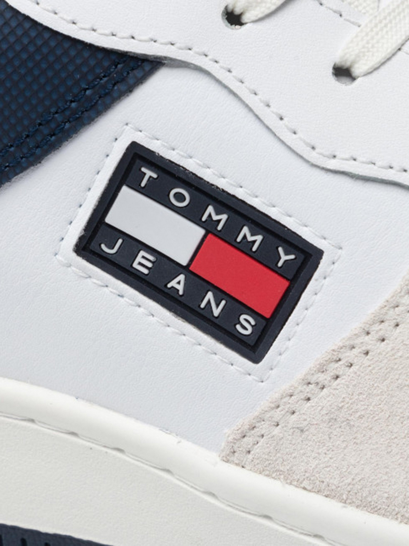 Кросівки Tommy Hilfiger модель EM0EM00895-0GY Фото