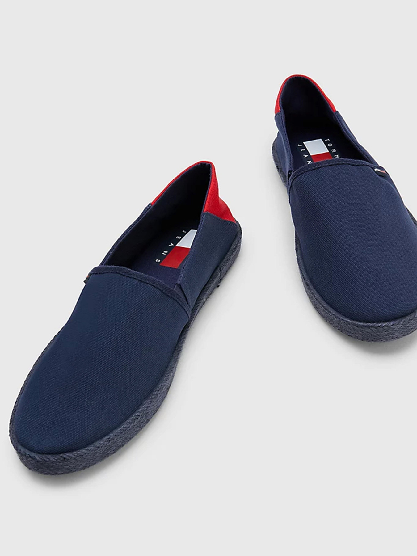 Слипоны и мокасины Tommy Hilfiger модель EM0EM01150-C87 Фото