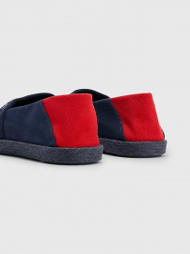 Слипоны и мокасины Tommy Hilfiger модель EM0EM01150-C87 Фото
