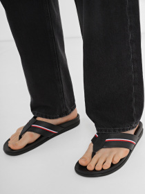 Шльопанці Tommy Hilfiger модель FM0FM04460-BDS Фото