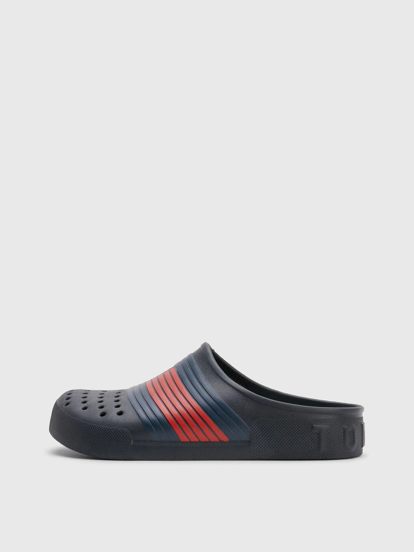 Шлёпанцы Tommy Hilfiger модель FM0FM04467-DW5 Шлёпанцы Tommy Hilfiger модель FM0FM04467-DW5 Фото