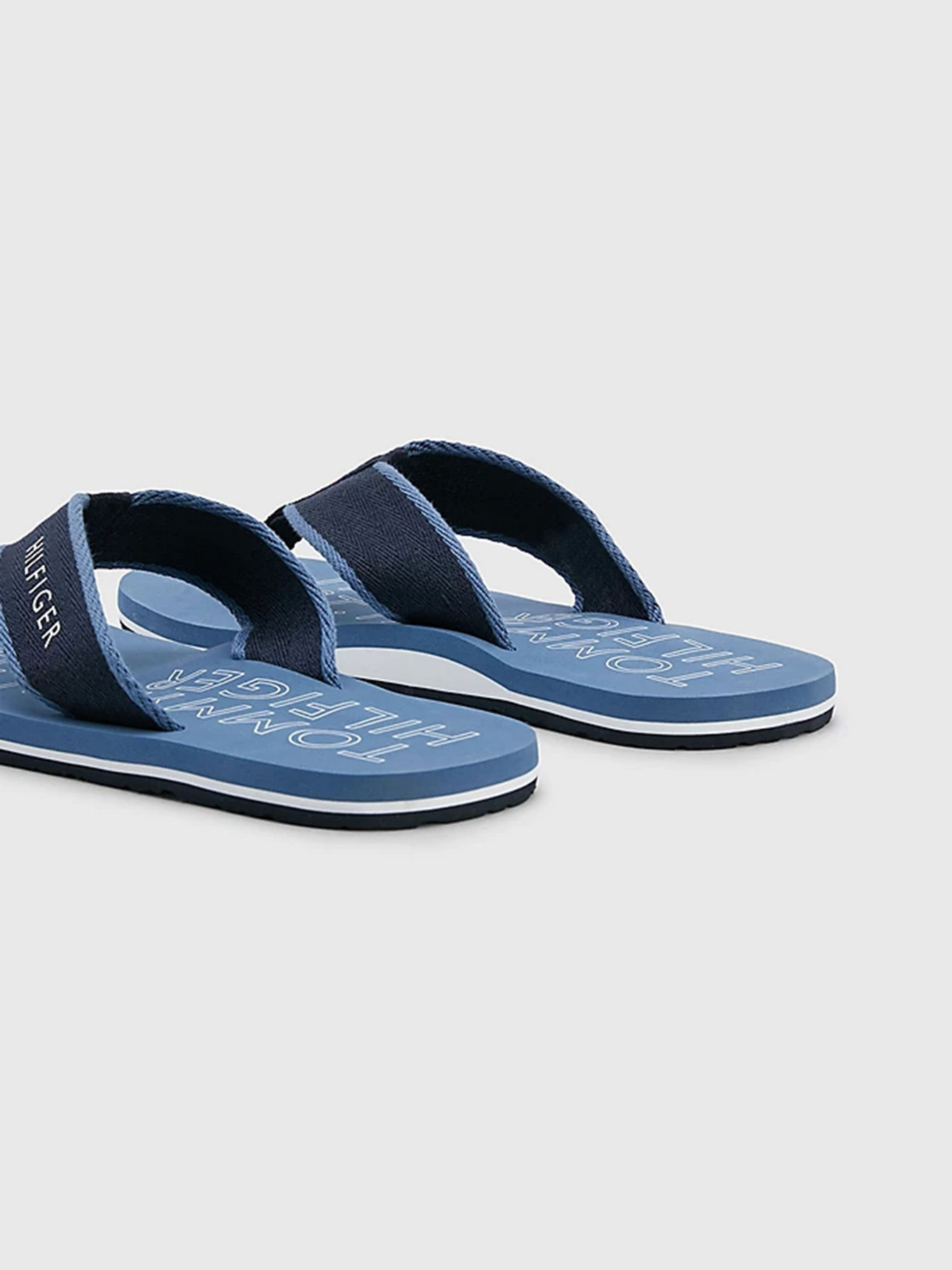 Шльопанці Tommy Hilfiger модель FM0FM04469-DBX Шльопанці Tommy Hilfiger модель FM0FM04469-DBX Фото