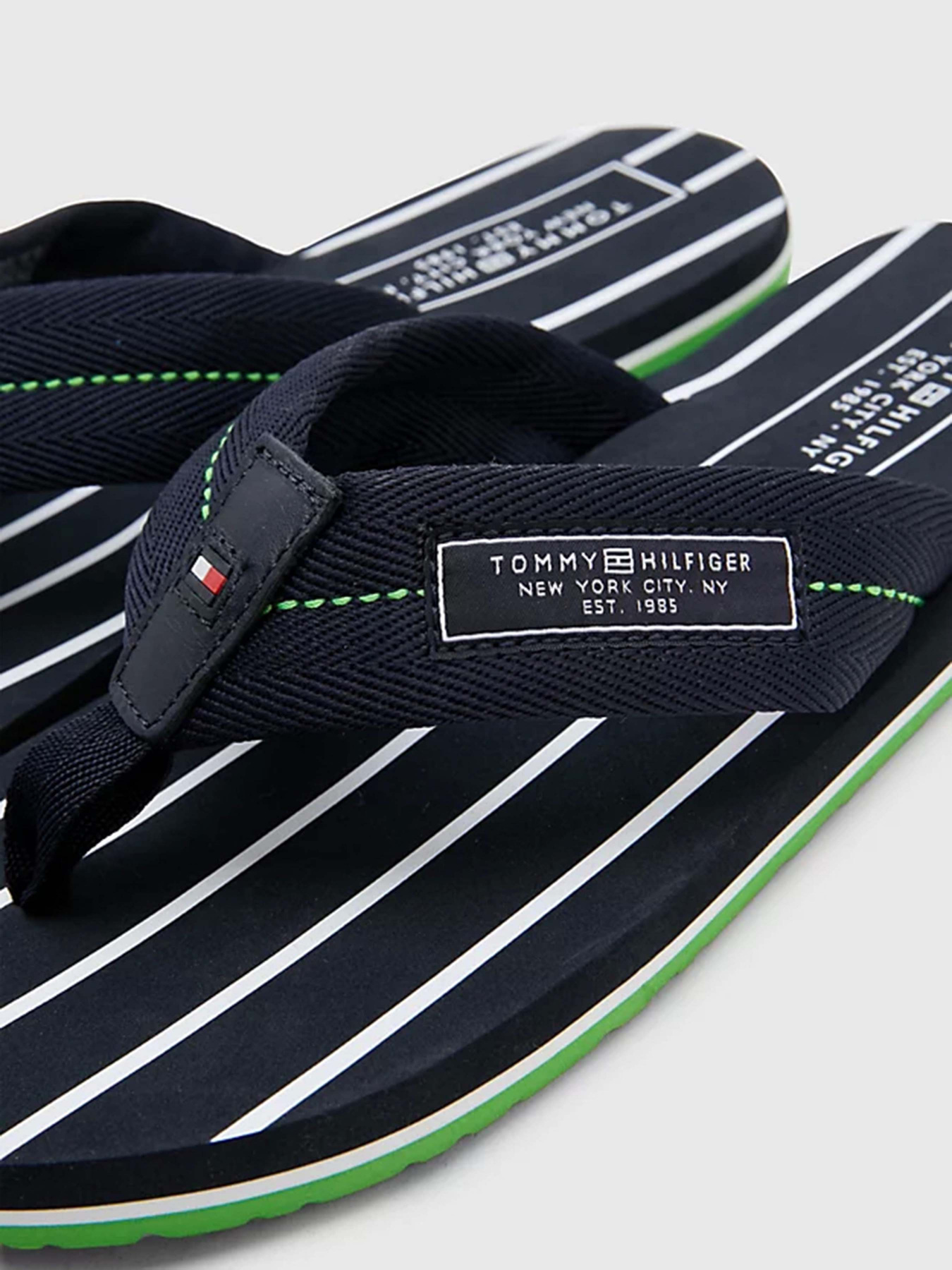 Шльопанці Tommy Hilfiger модель FM0FM04470-DW5 Шльопанці Tommy Hilfiger модель FM0FM04470-DW5 Фото