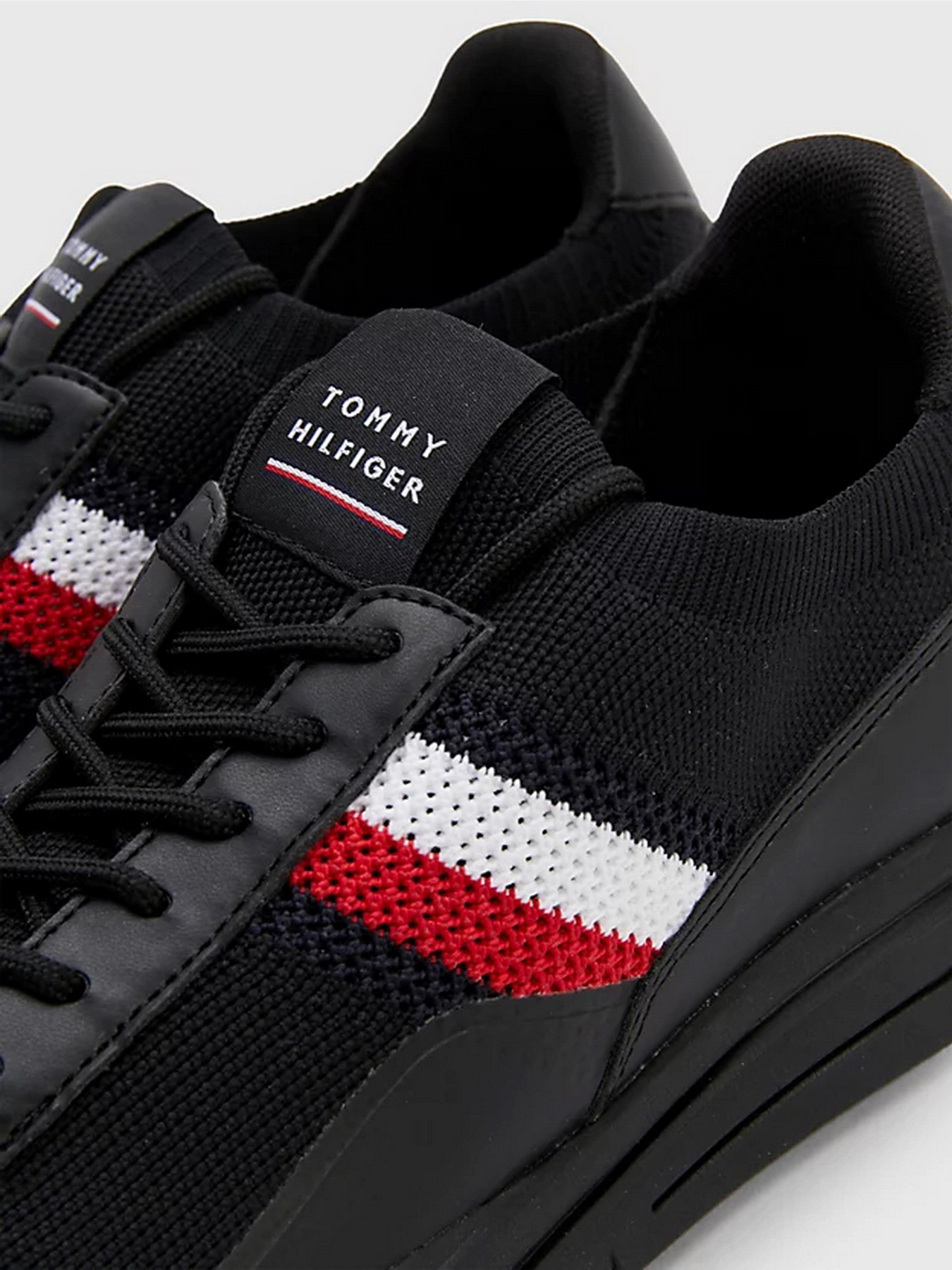 Кросівки Tommy Hilfiger модель FM0FM04502-BDS Фото