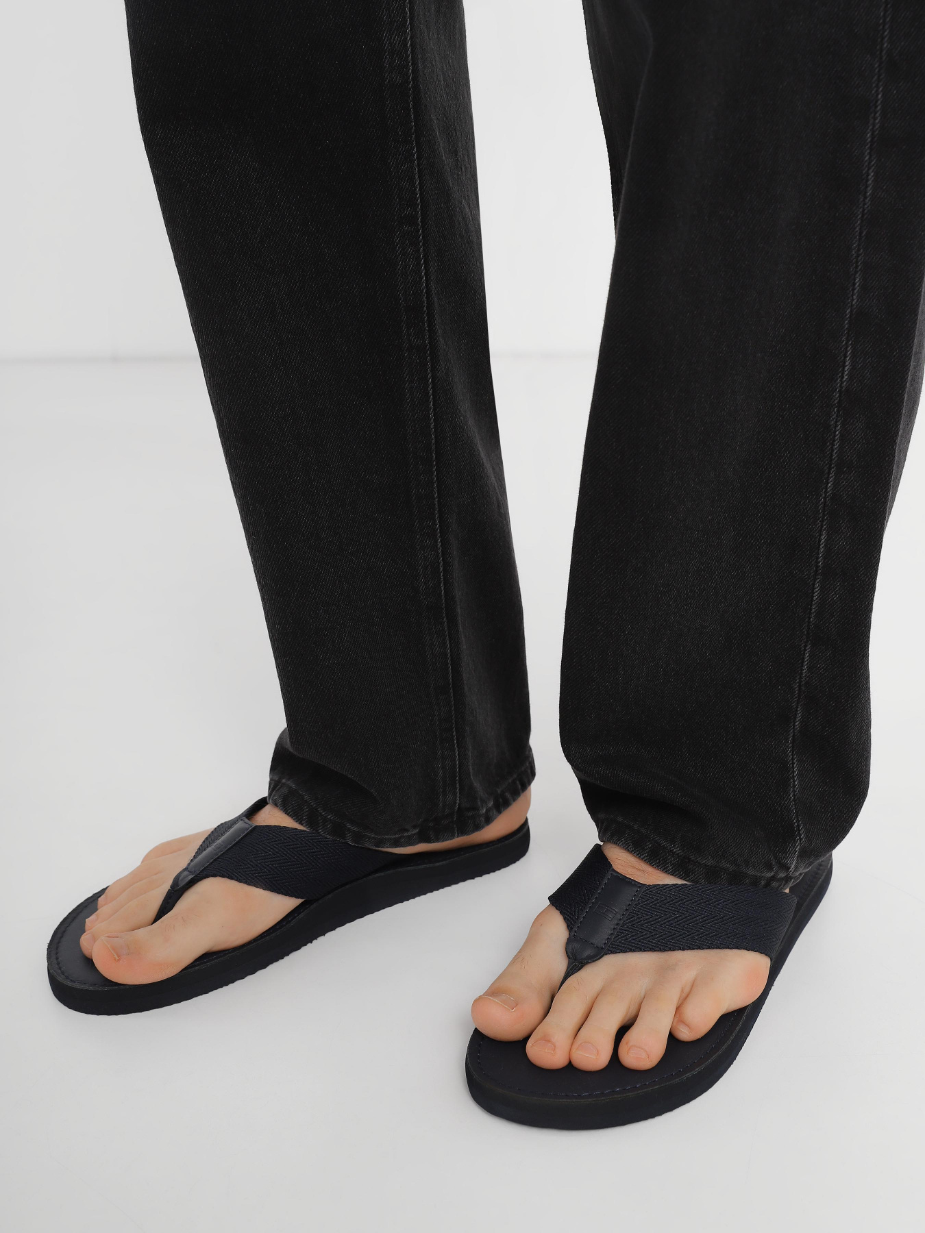 Шльопанці Tommy Hilfiger модель FM0FM04548-DW5 Шльопанці Tommy Hilfiger модель FM0FM04548-DW5 Фото