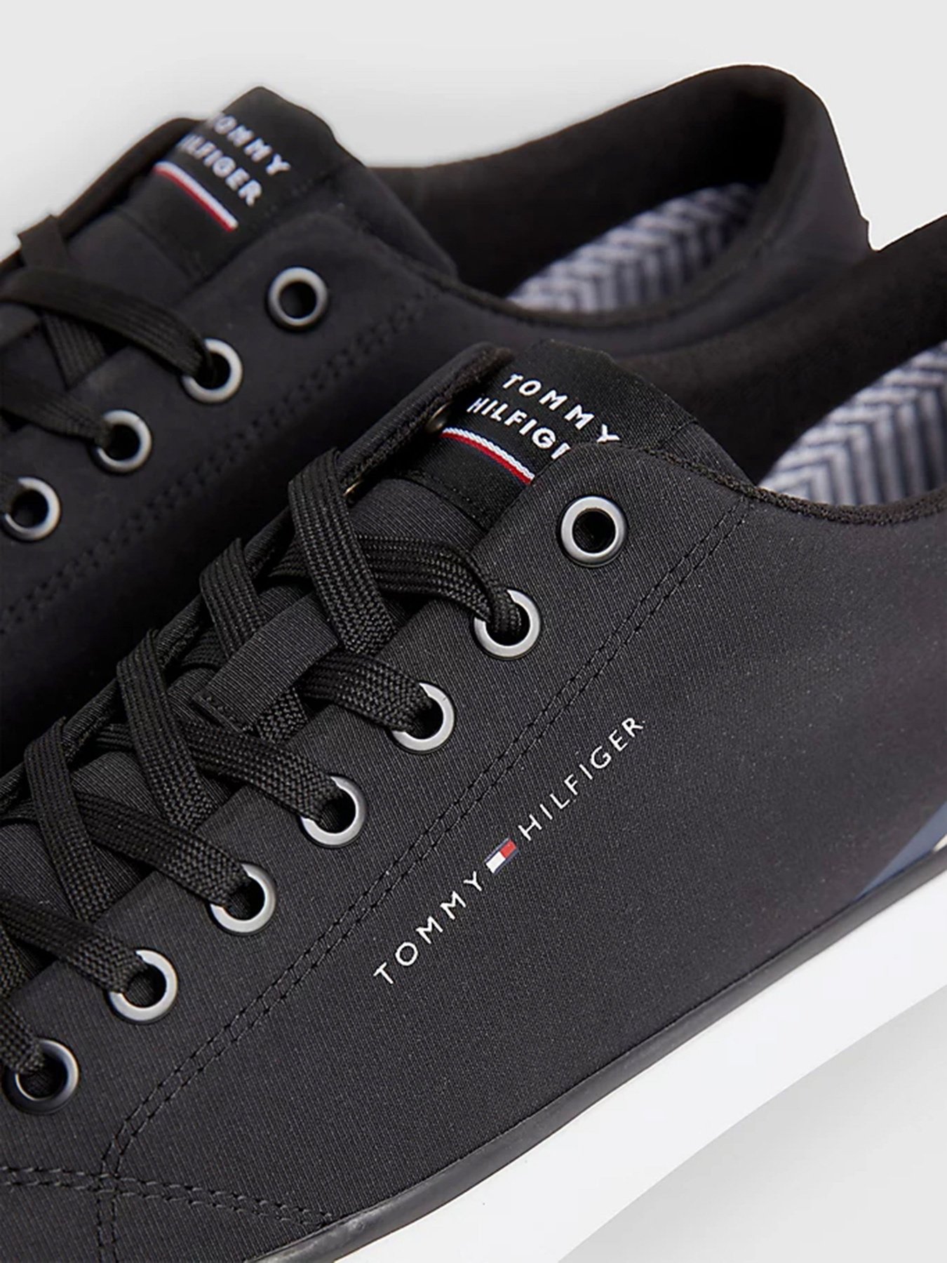 Кеди Tommy Hilfiger модель FM0FM04735-BDS Фото