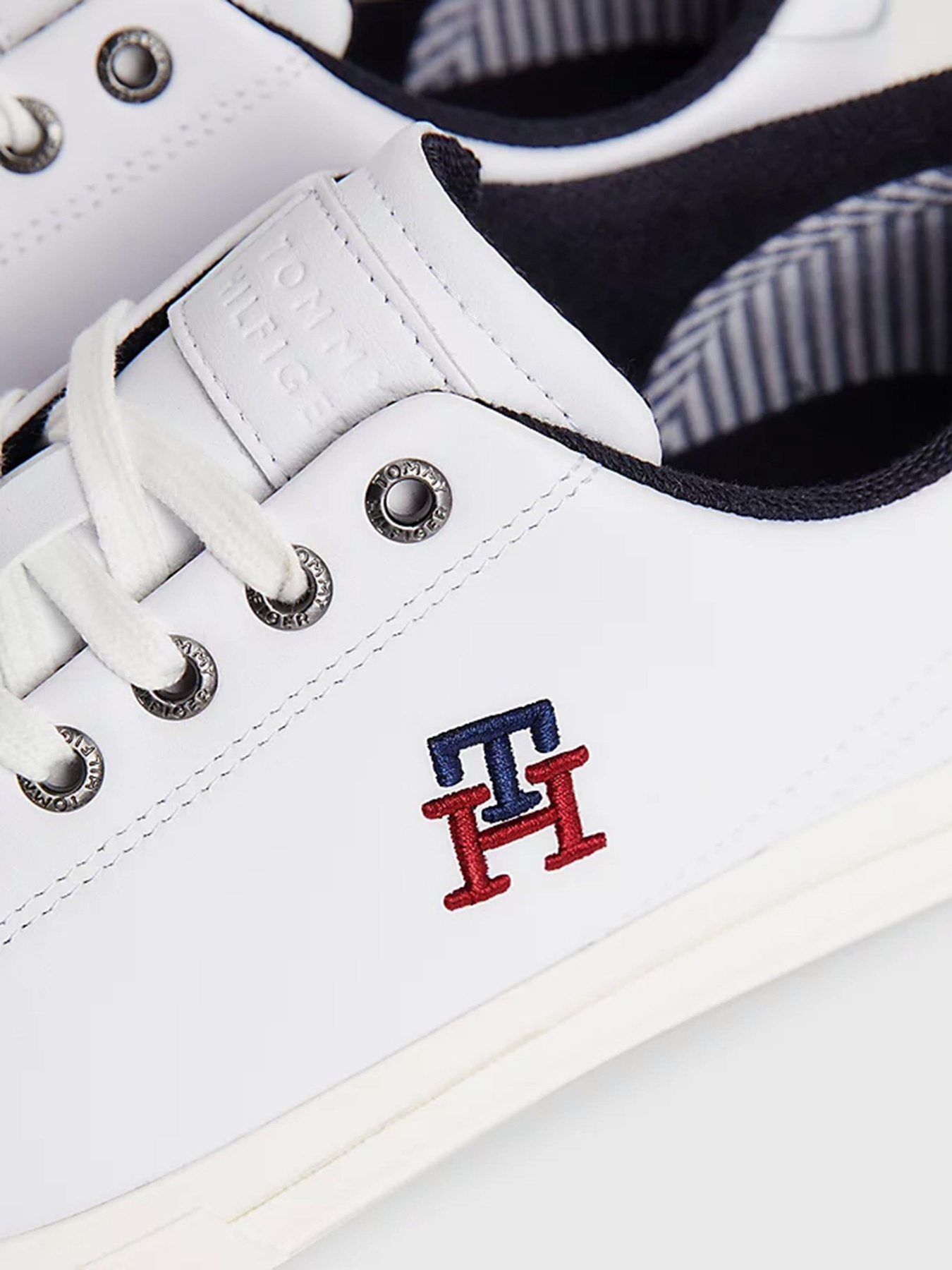 Кеди Tommy Hilfiger модель FM0FM04740-YBS Фото