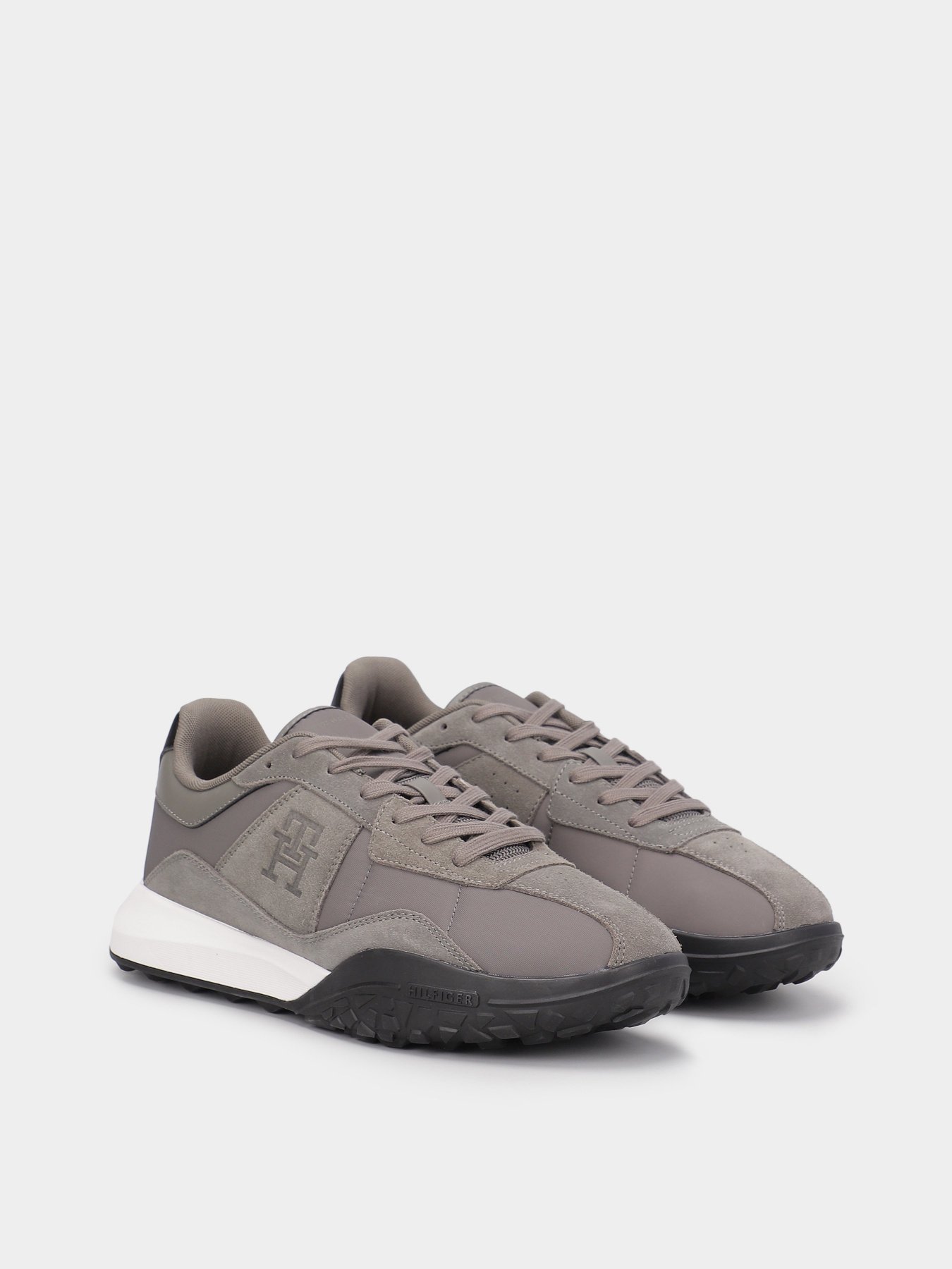 Кроссовки Tommy Hilfiger RETRO MODERN REPREVE® модель FM0FM04703-PRB Кроссовки Tommy Hilfiger RETRO MODERN REPREVE® модель FM0FM04703-PRB Фото