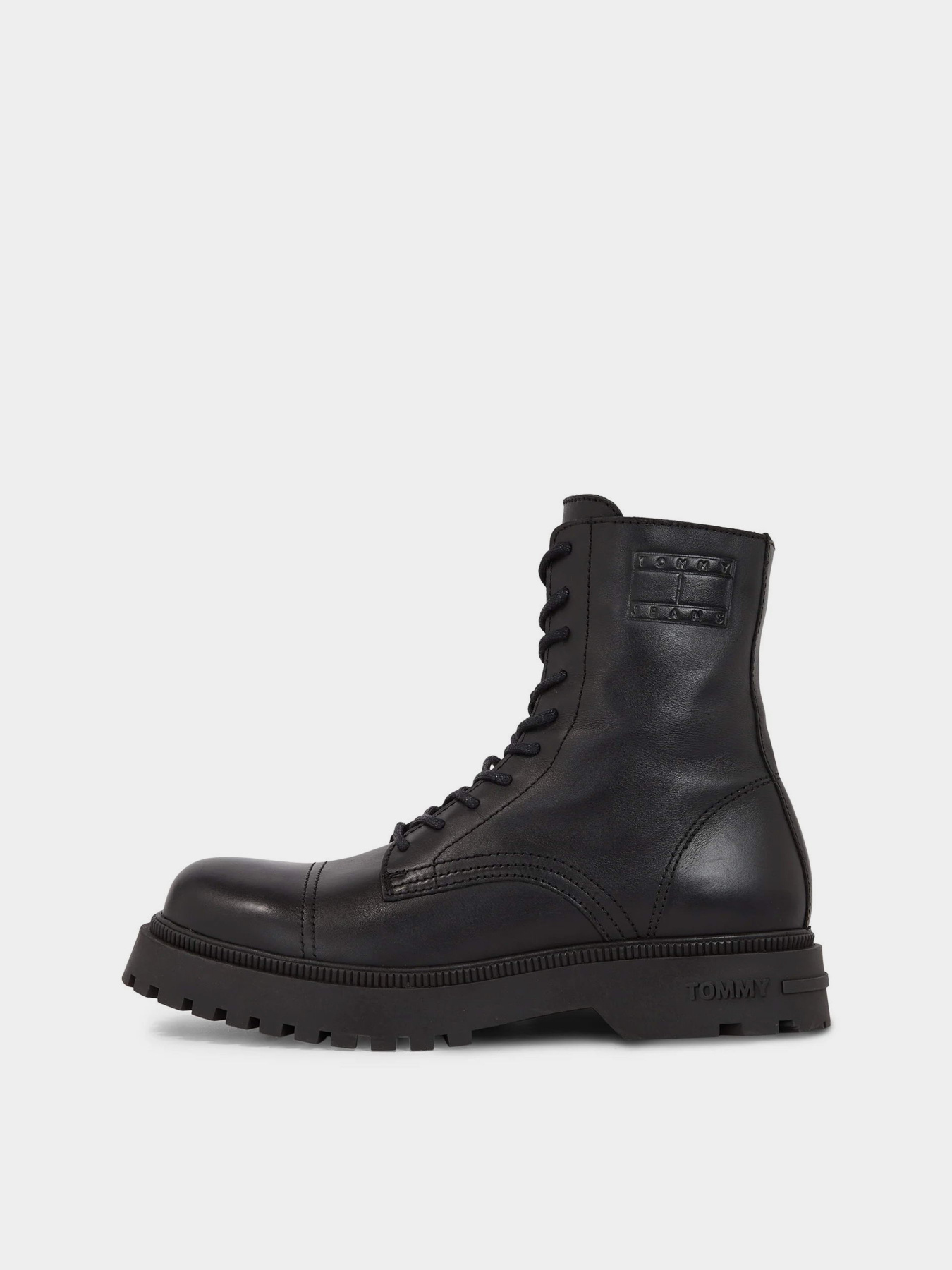 Ботинки и сапоги Tommy Hilfiger Lace-Up Cleat Debossed Logo Mid Boots модель EM0EM01244-BDS Ботинки и сапоги Tommy Hilfiger Lace-Up Cleat Debossed Logo Mid Boots модель EM0EM01244-BDS Фото