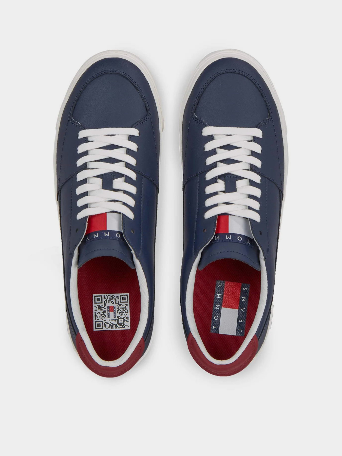 Кеды Tommy Hilfiger Contrast Heel Lace Up модель EM0EM01341-C87 Фото