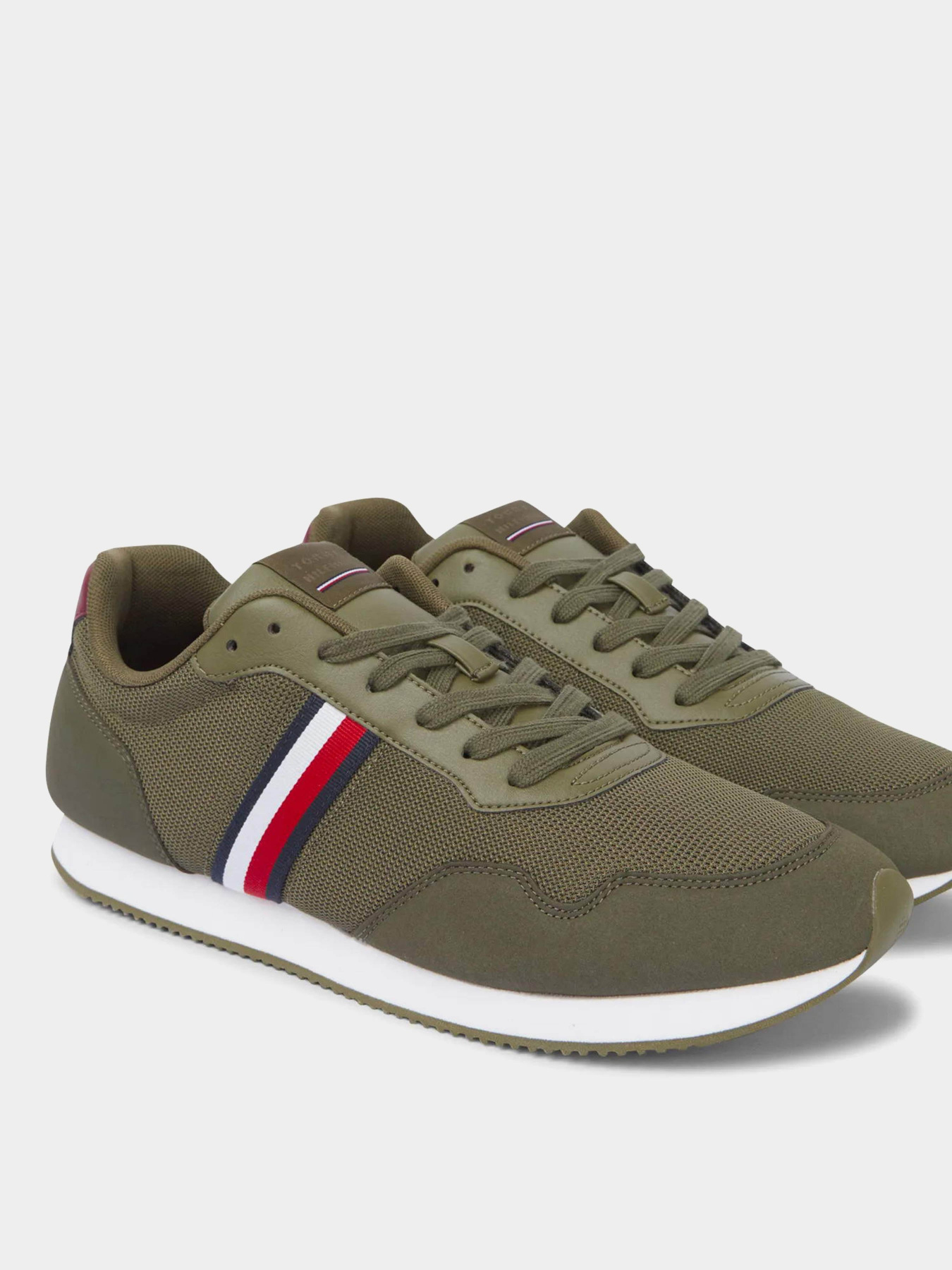 Кросівки Tommy Hilfiger Core Lo Runne модель FM0FM04504-RBN Фото
