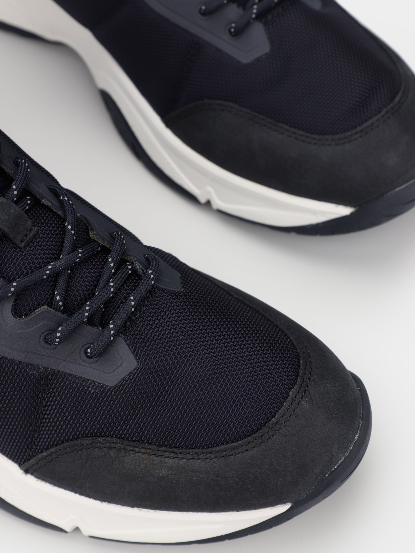 Кросівки Tommy Hilfiger Outdoor Runner модель FM0FM04837-DW5 Фото