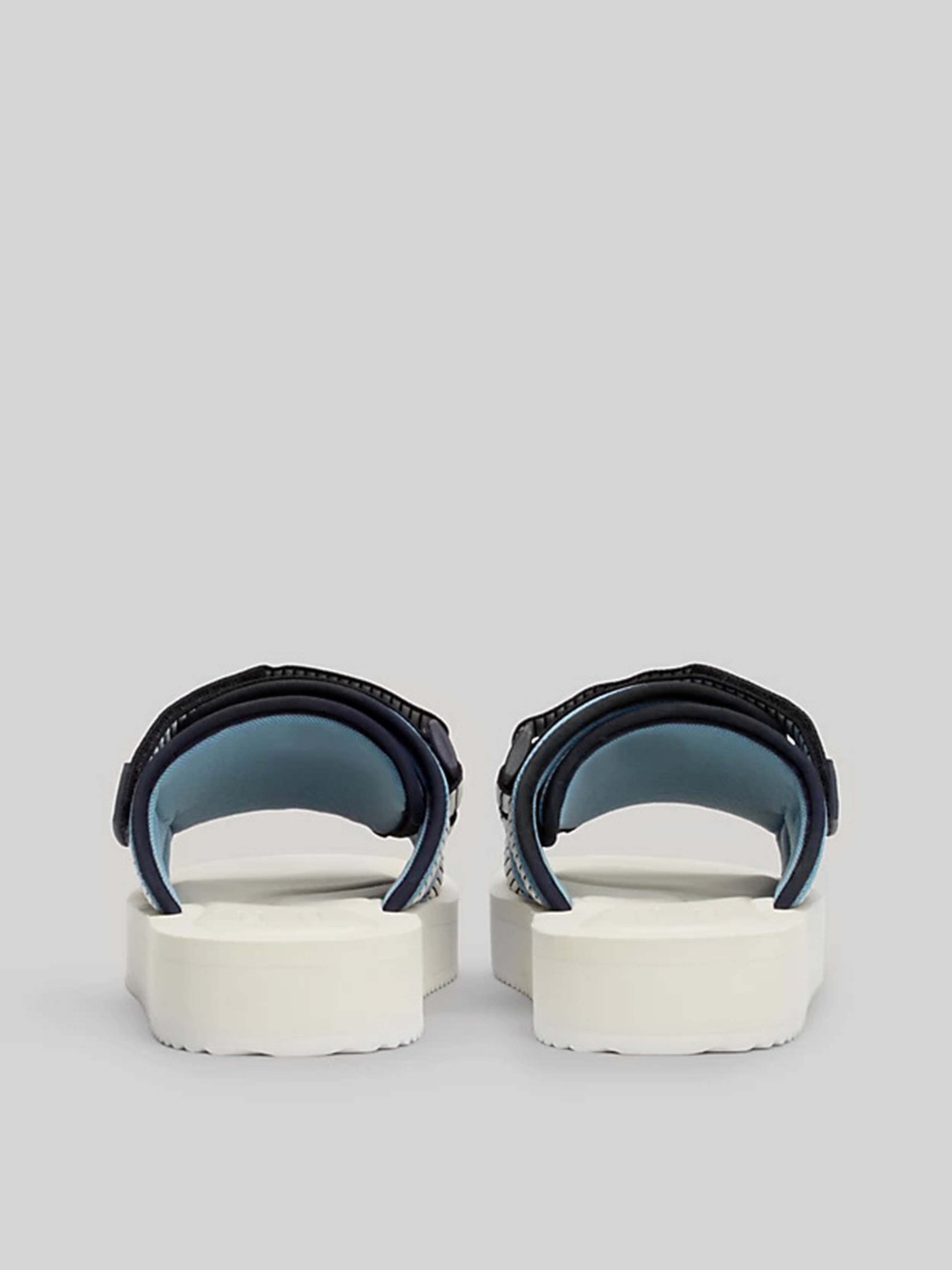 Шльопанці Tommy Hilfiger модель EM0EM01389-CZC Фото