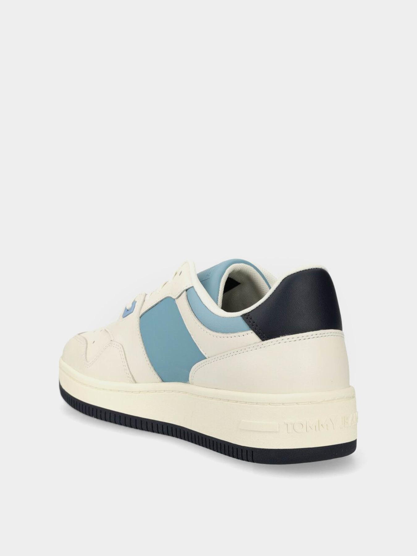 Кросівки Tommy Hilfiger модель EM0EM01378-CZC Кросівки Tommy Hilfiger модель EM0EM01378-CZC Фото