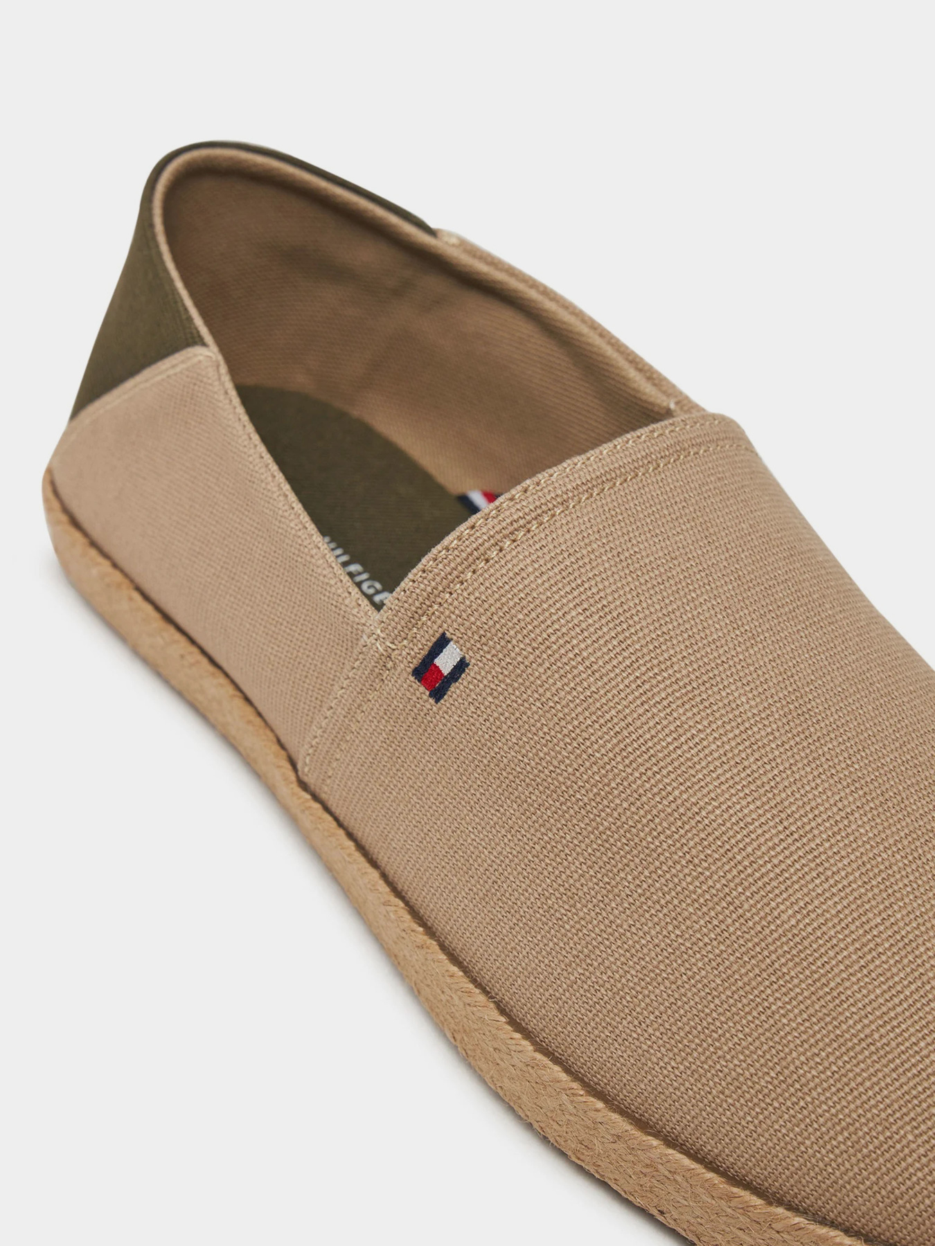 Сліпони та мокасини Tommy Hilfiger модель FM0FM05353-AEG Фото