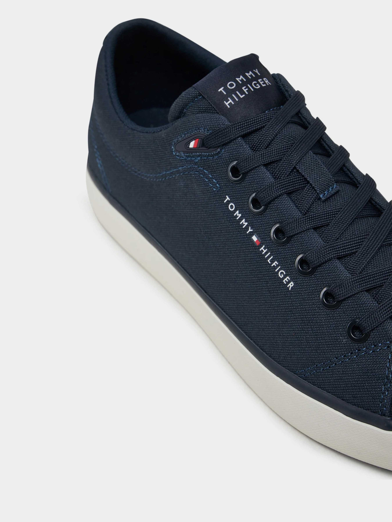 Кеды Tommy Hilfiger модель FM0FM05396-DW5 Кеды Tommy Hilfiger модель FM0FM05396-DW5 Фото