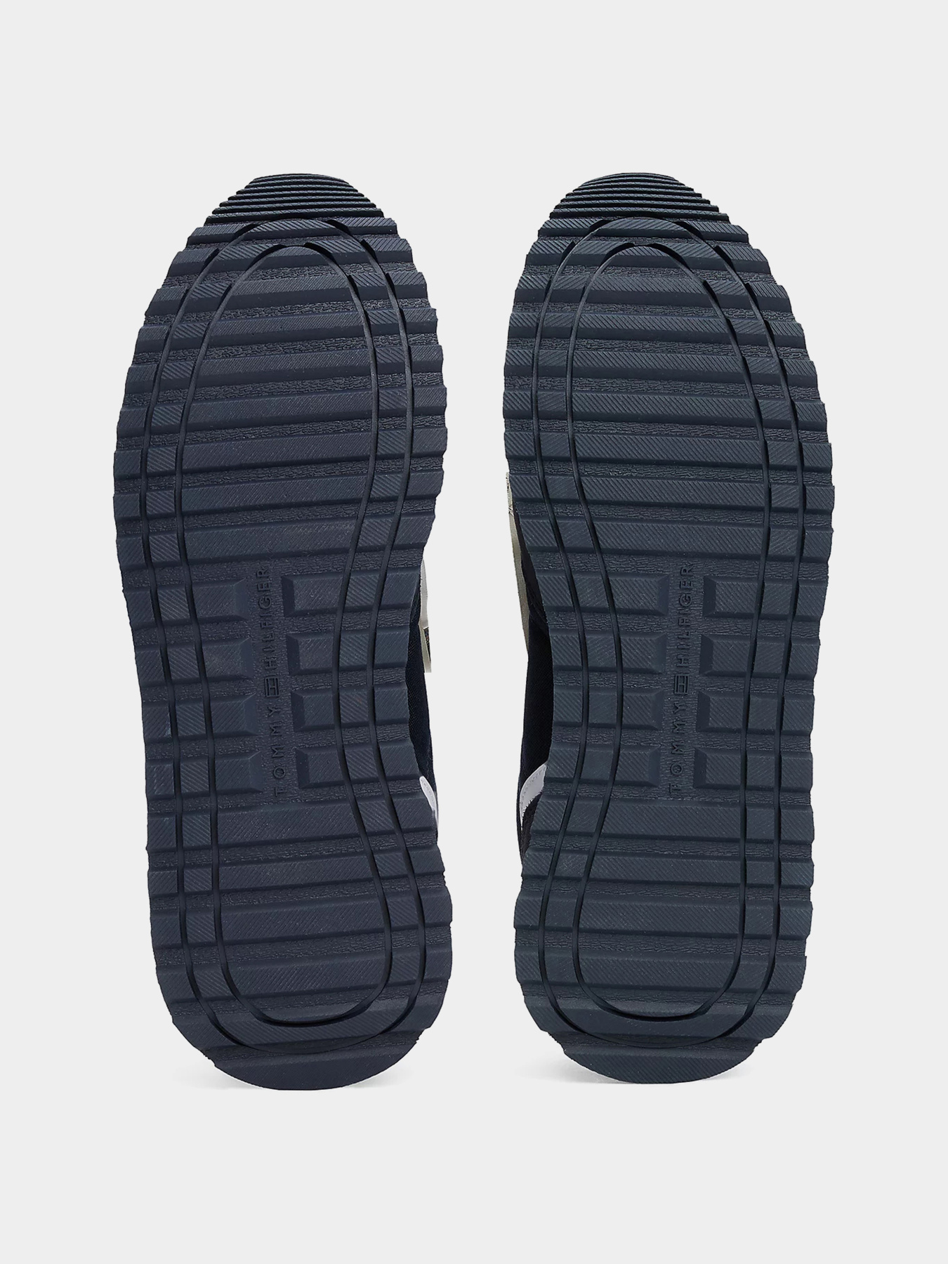 Кросівки Tommy Hilfiger модель FM0FM05465-DW5 Кросівки Tommy Hilfiger модель FM0FM05465-DW5 Фото