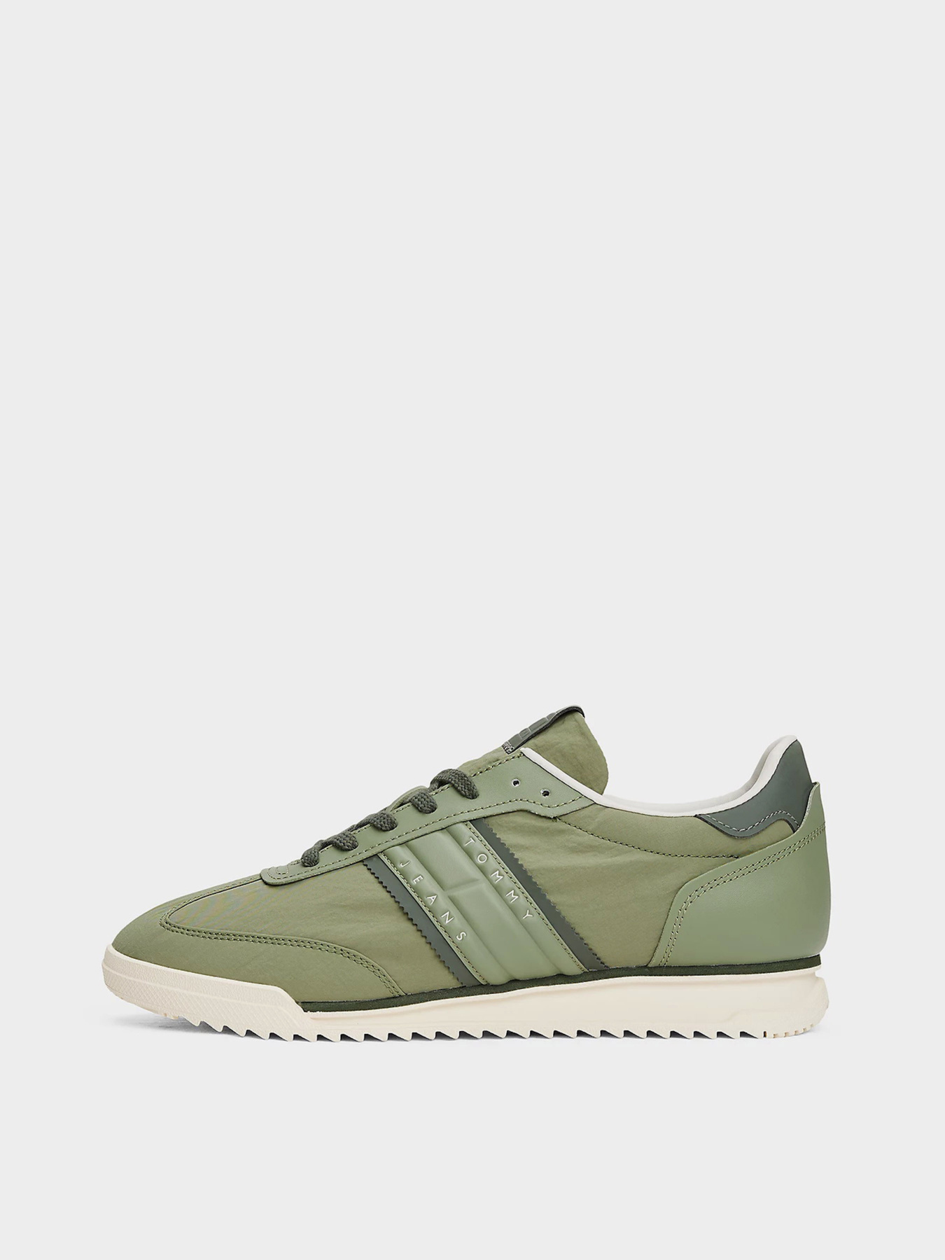 Кросівки Tommy Hilfiger модель EM0EM01598-MR6 Кросівки Tommy Hilfiger модель EM0EM01598-MR6 Фото