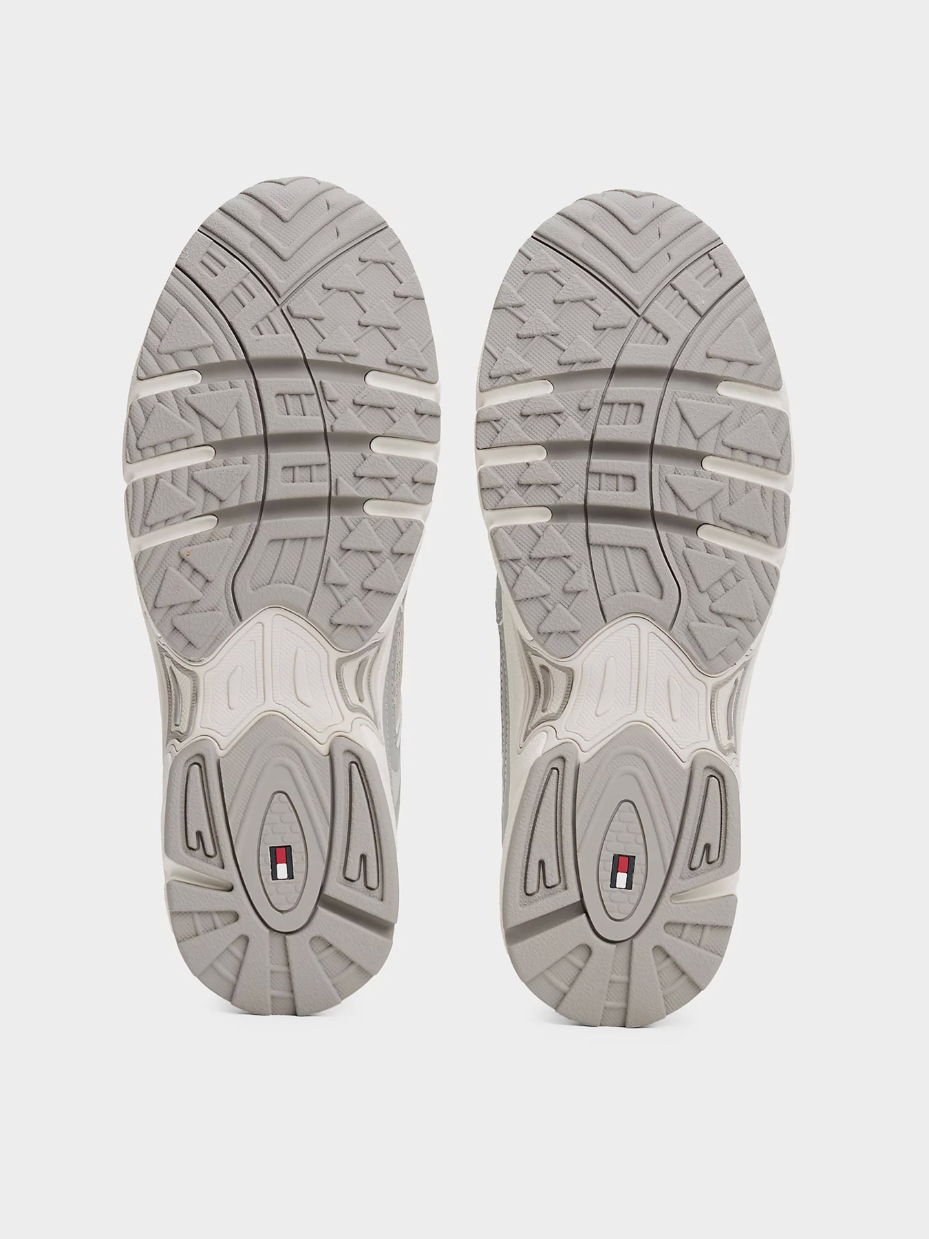 Кросівки Tommy Hilfiger модель EM0EM01601-PE6 Кросівки Tommy Hilfiger модель EM0EM01601-PE6 Фото